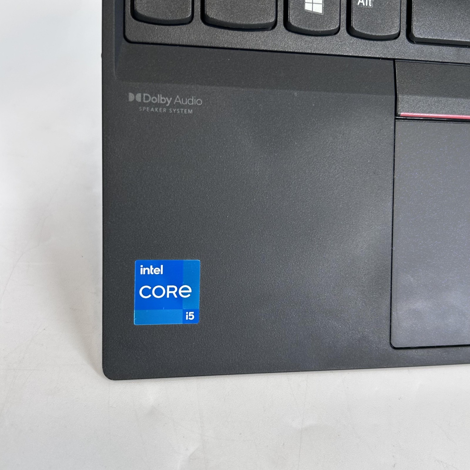 Lenovo ThinkPad T15 Gen 2 Black FHD 2.4 GHz i5-1135G7 16GB 512GB SSD LCD BLEED
