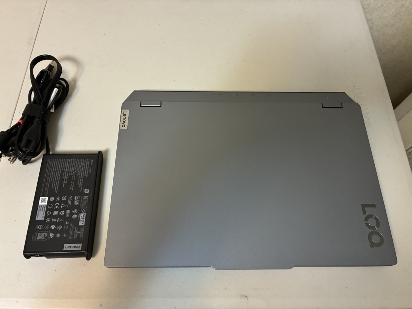 Lenova LOQ Rayzen 5 Gaming 20gb Ram Rtx4050 6gb Gpu 477gb SSD Windows 11 Home