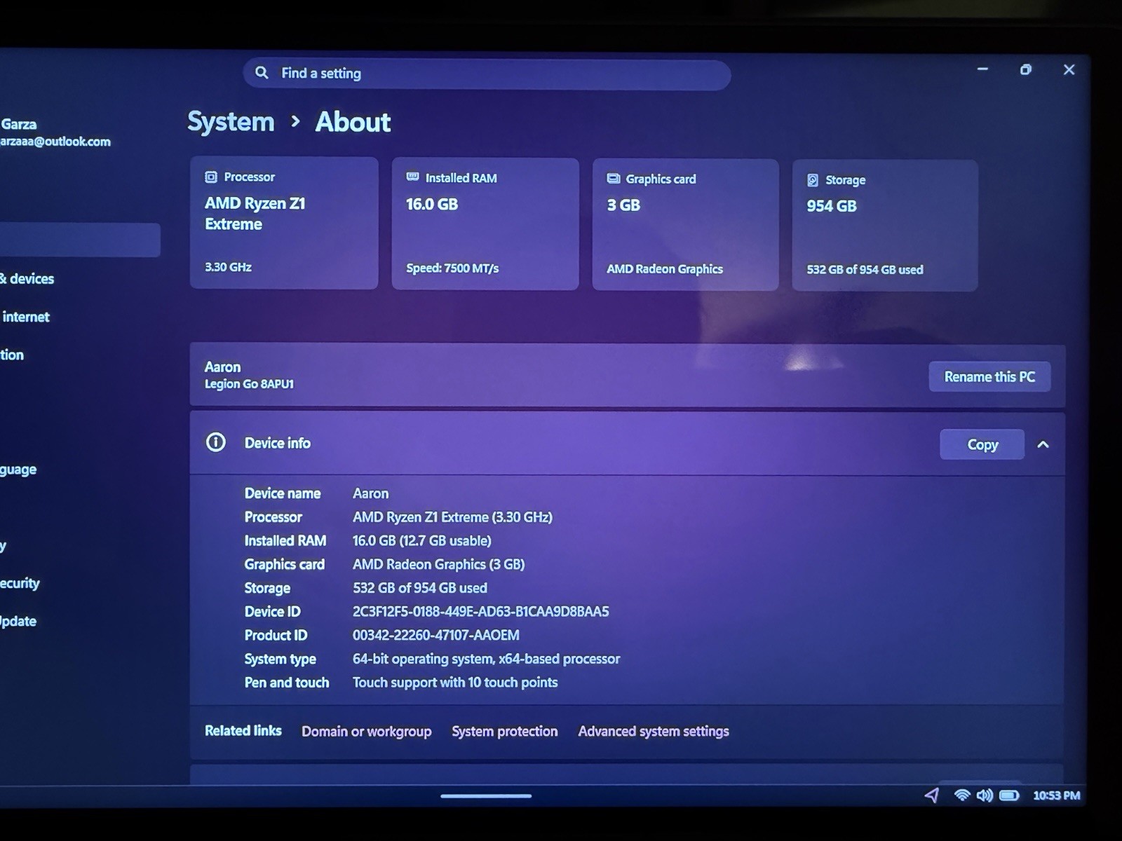 Lenovo Legion Go 8.8 in (1TB SSD, AMD Ryzen Z1 Extreme, 3.3GHz, 16GB RAM)