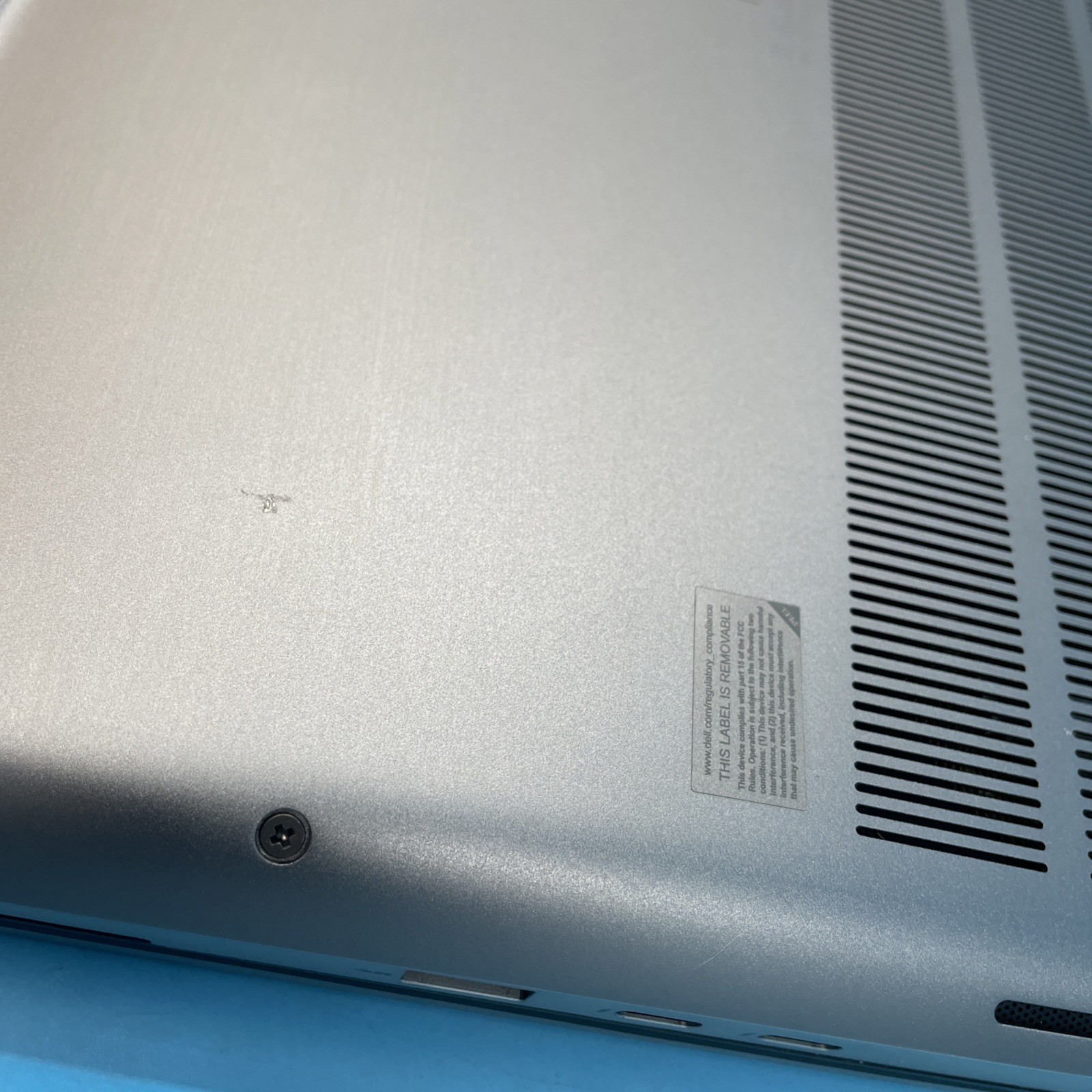 Dell Precision 7760 | i9-11950H | 64GB RAM | RTX A4000 | NO DRIVE/OS | 81% BATT