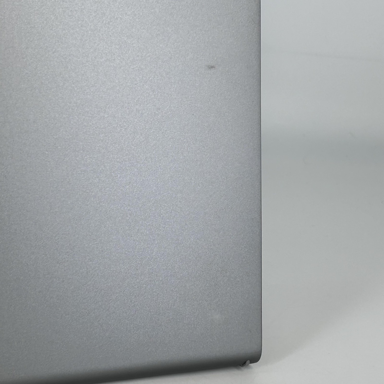 Dell Vostro 3530 15.6 Gray FHD 1.7 GHz i7-1355U 16GB RAM 1TB SSD Very Good