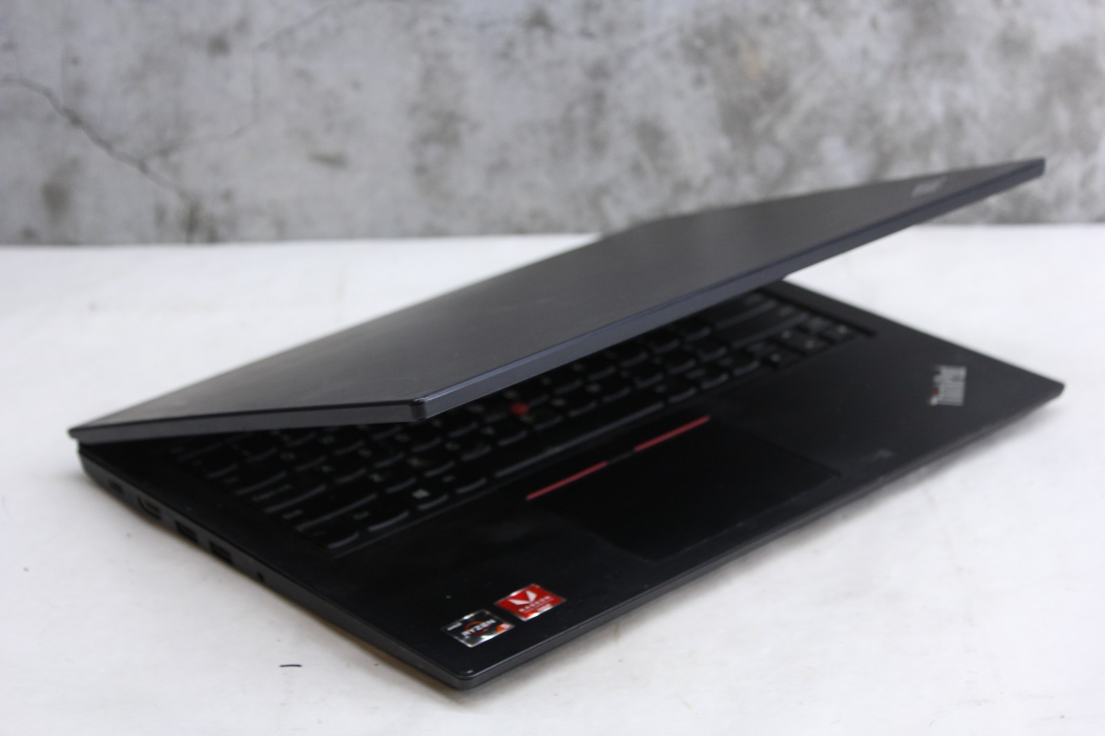 Lenovo ThinkPad E495 | No Charge/POST, No Ram, No SSD AS IS | Ryzen 5 3000