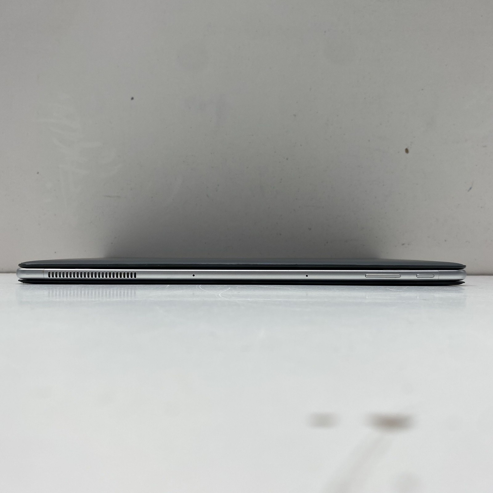 Samsung Galaxy Book SM-W727V 12″ Intel Core i5 7th Gen Windows 10 Verizon Tested