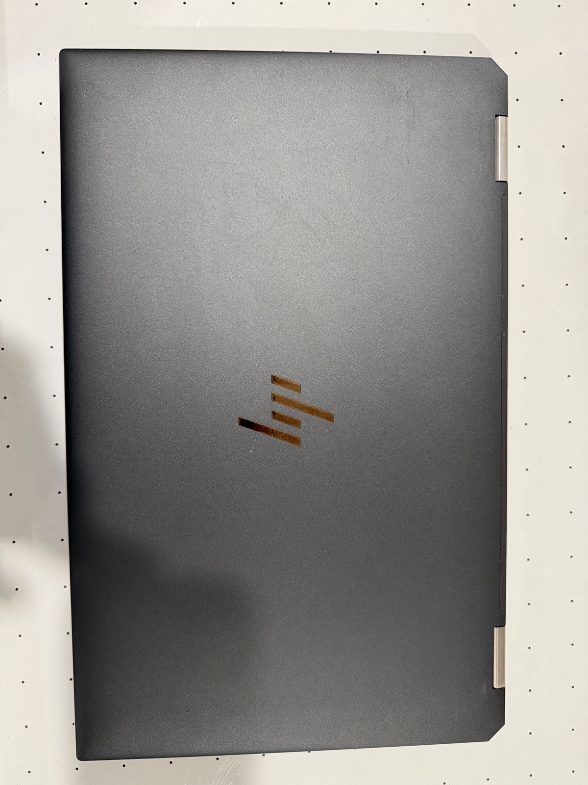 HP Spectre x360 15.6″ 4K UHD Touch i7-10510U 16GB 512GB WITH CHARGER W11H