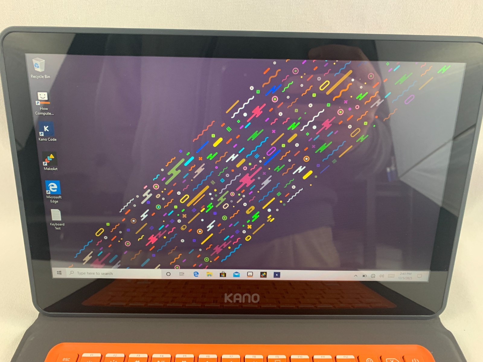 Kano Tablet/ Laptop Intel Atom x5-Z835 1.44GHz 4GB RAM Win 10 Home, Bad Speaker