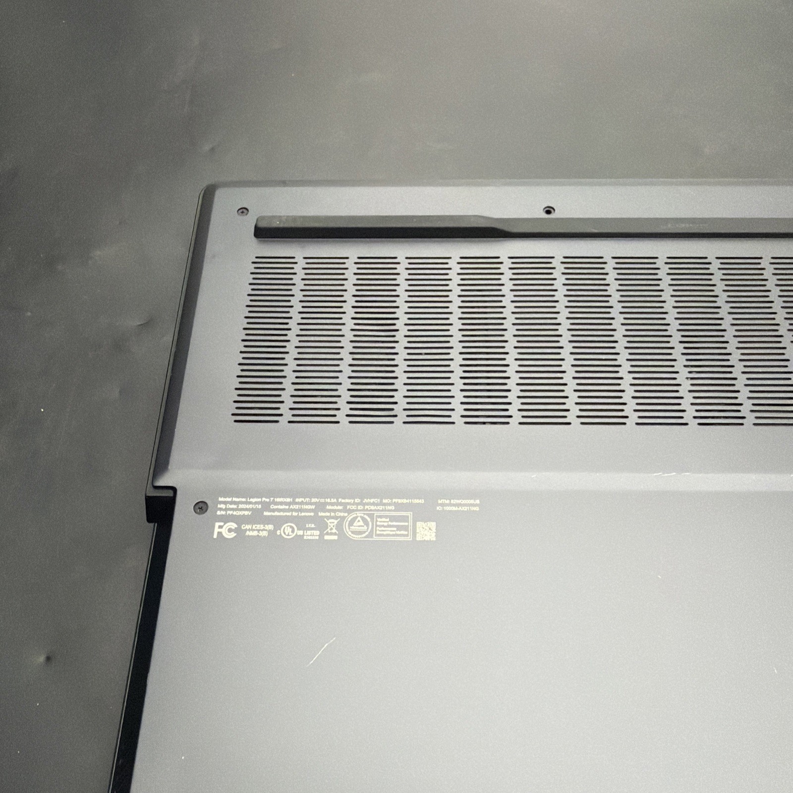 2024 Lenovo Legion Pro 7 16IRX8H 16″ (i9-13th @5.40GHz, 32GB RAM, 2TB SSD, 4090)