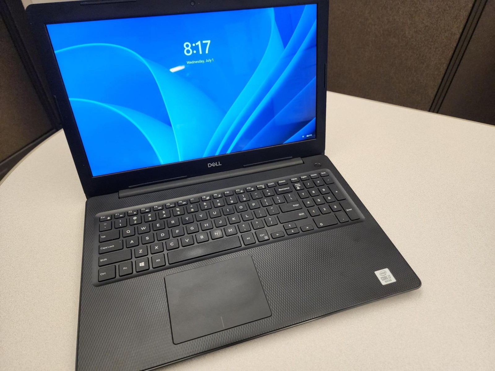 Dell Inspiron 15-3593 15.6″ 16GB 128GB SSD / 1TB HDD, i7-1065G7, Black