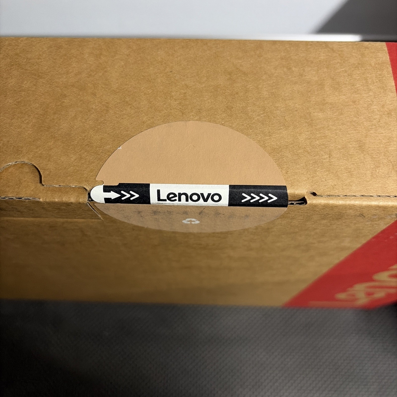 Lenovo – Yoga 9i 2-in-1 Aura Edition 14″ 3K OLED Touchscreen Laptop – Core Ul…