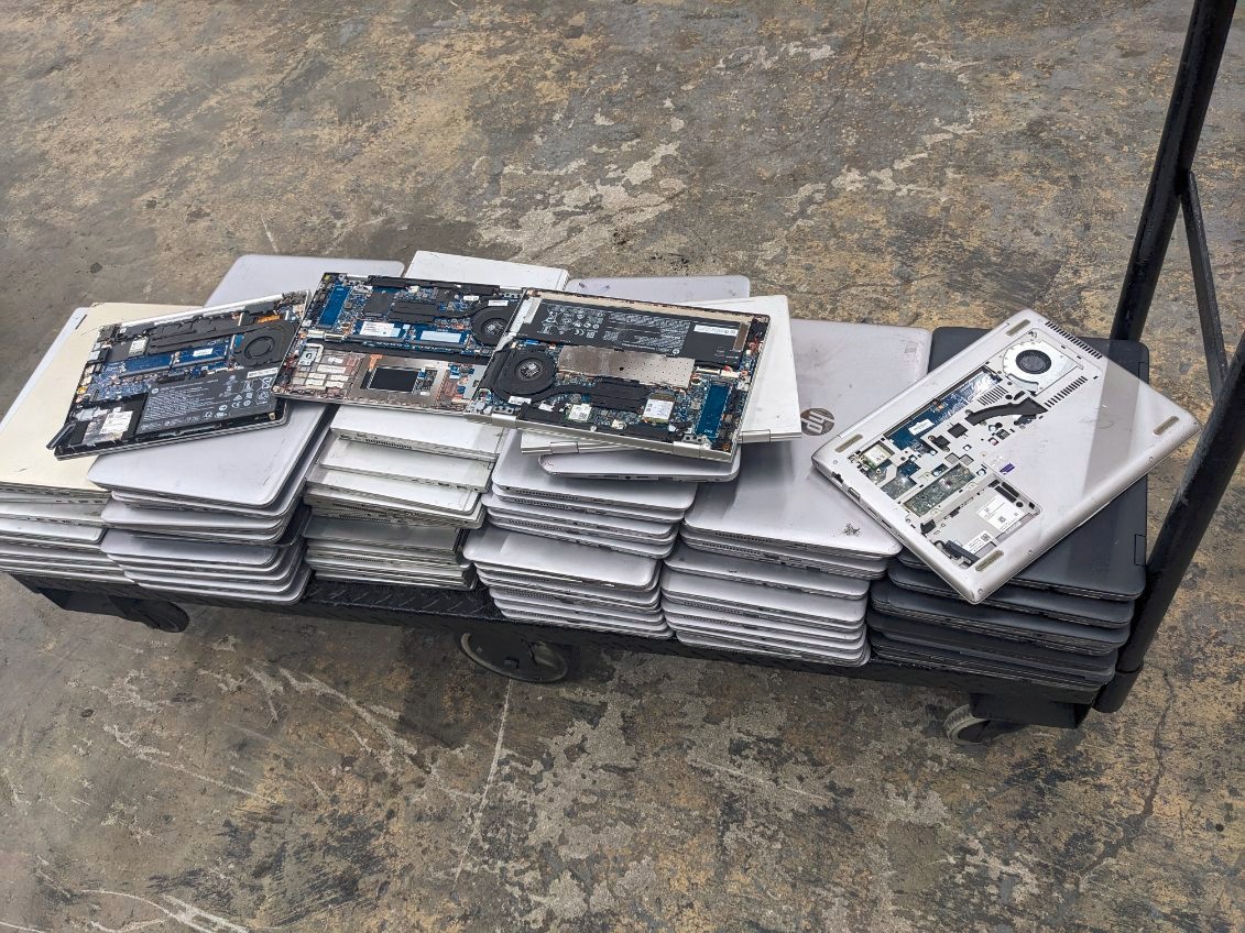 LOT of 75 HP 7th Gen Laptops – Mix of Models for parts **PLEASE READ**