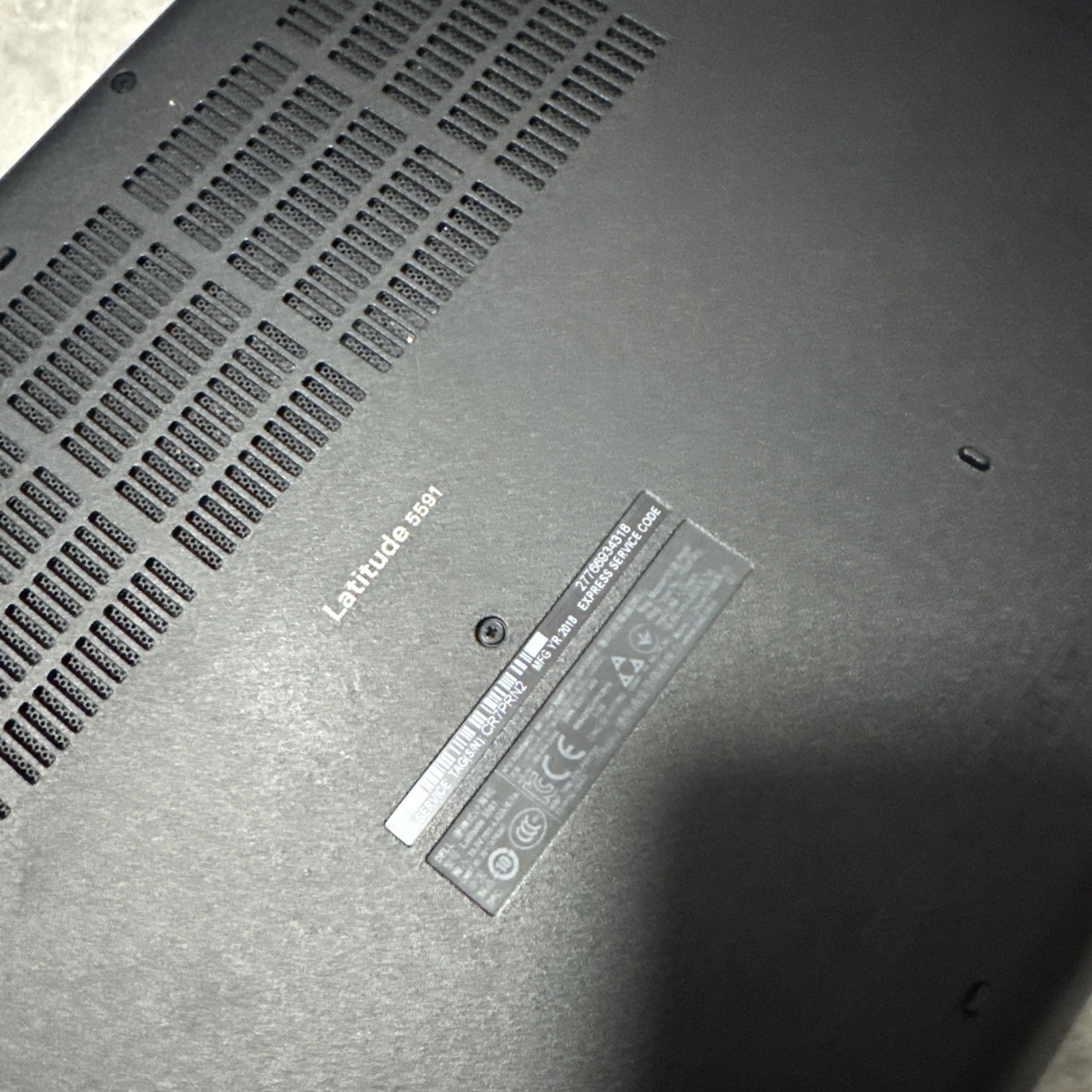 Dell Latitude 5590 15″ i5 8400u 2.4GHz 256GB M.2 SSD 8GB GeForce Webcam W10 Pro