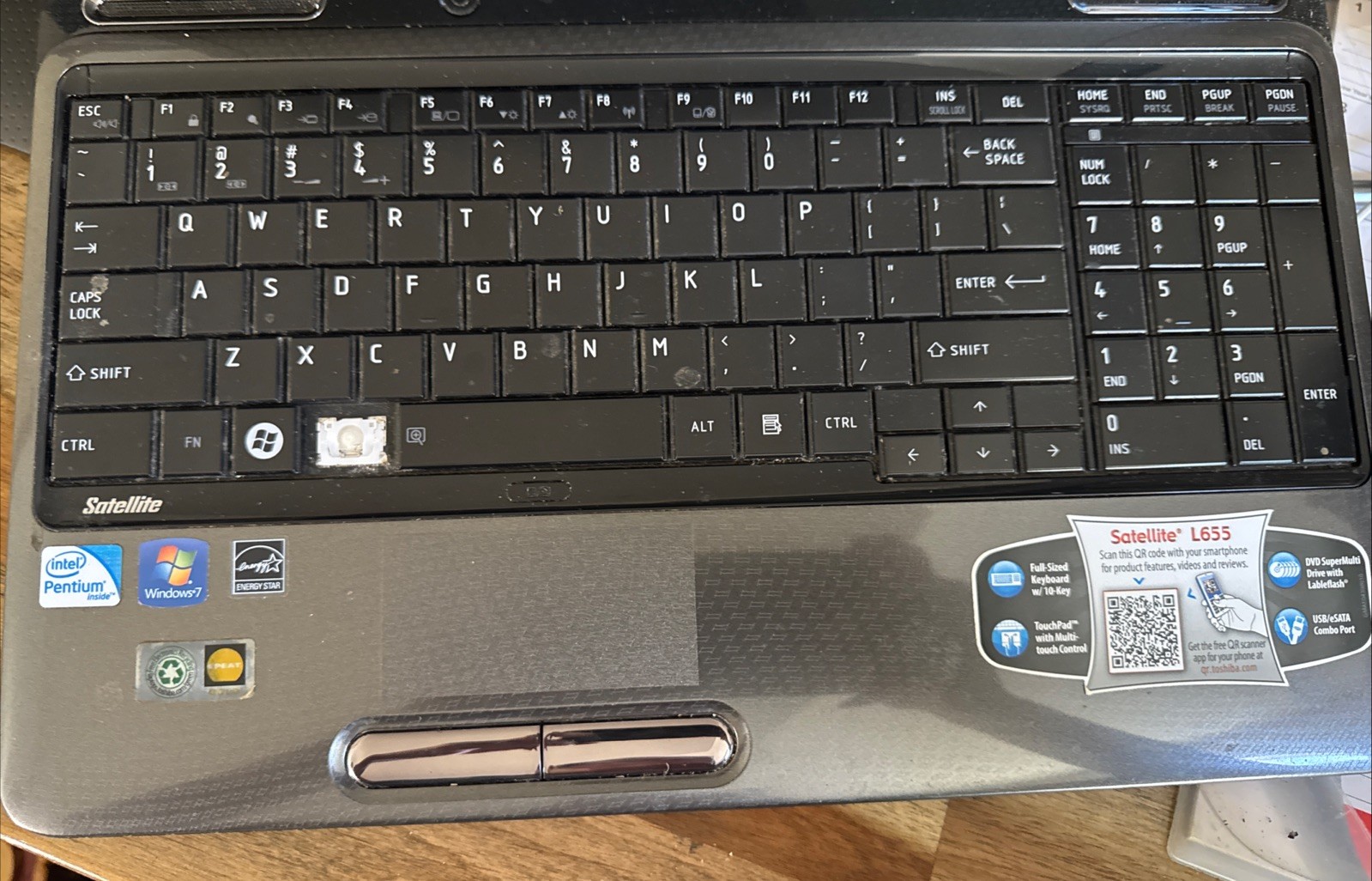 Toshiba Satellite C655-S5128 15.6in. (500GB, Intel Core i3 1st Gen., 2.53GHz,…