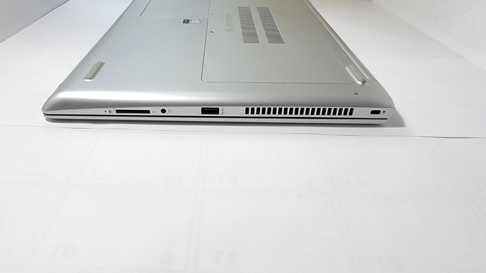 HP ProBook 450 G5 15.3″ Laptop i5-7200u 8 GB RAM 256GB SSD Win 11 w/ Charger