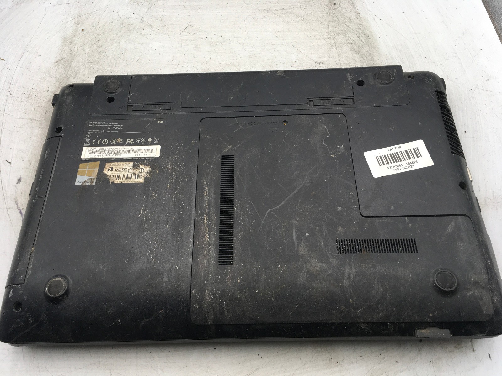 SAMSUNG NP300E5C A07US – FOR PARTS – INTEL i3-2370M – 4GB RAM – READ DESCRIP -BB