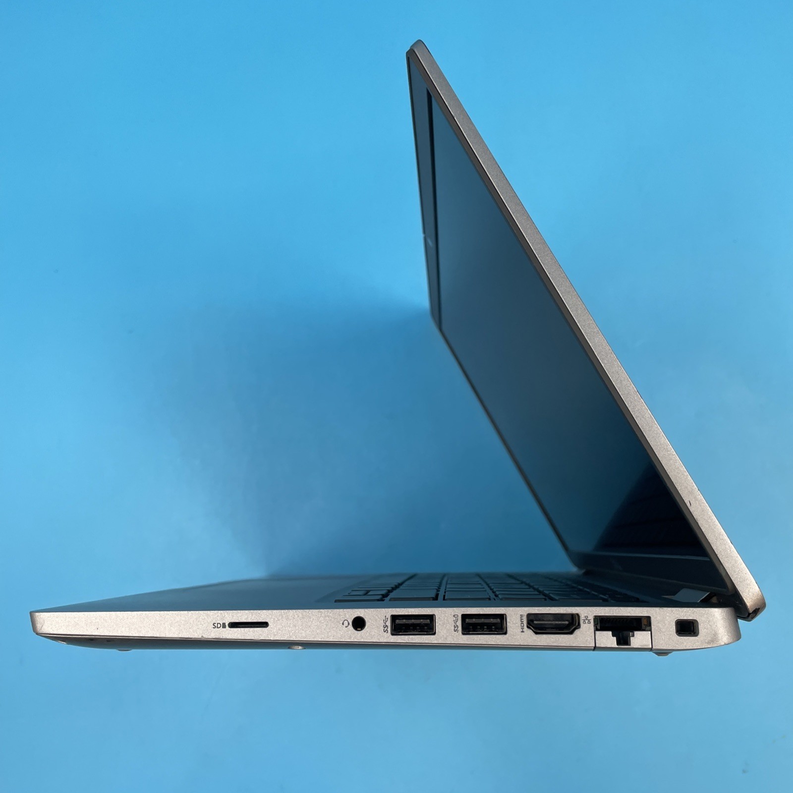 Dell Latitude 5420 | i5-1135G7 | 8GB RAM | 256GB SSD | WIN 11 PRO | 73% BATT