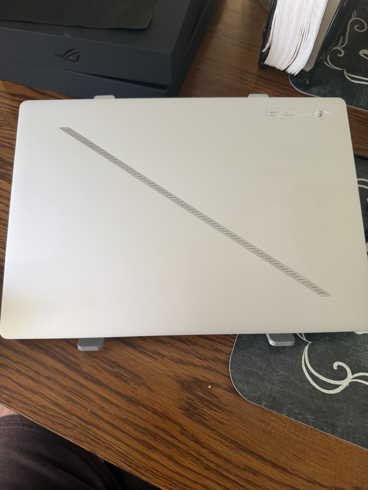 ROG ZEPHYRUS G14 (2025) /RYZEN 9 370HX /RTX 5070Ti/32GB RAM/1TB NVME/120Hz 3K