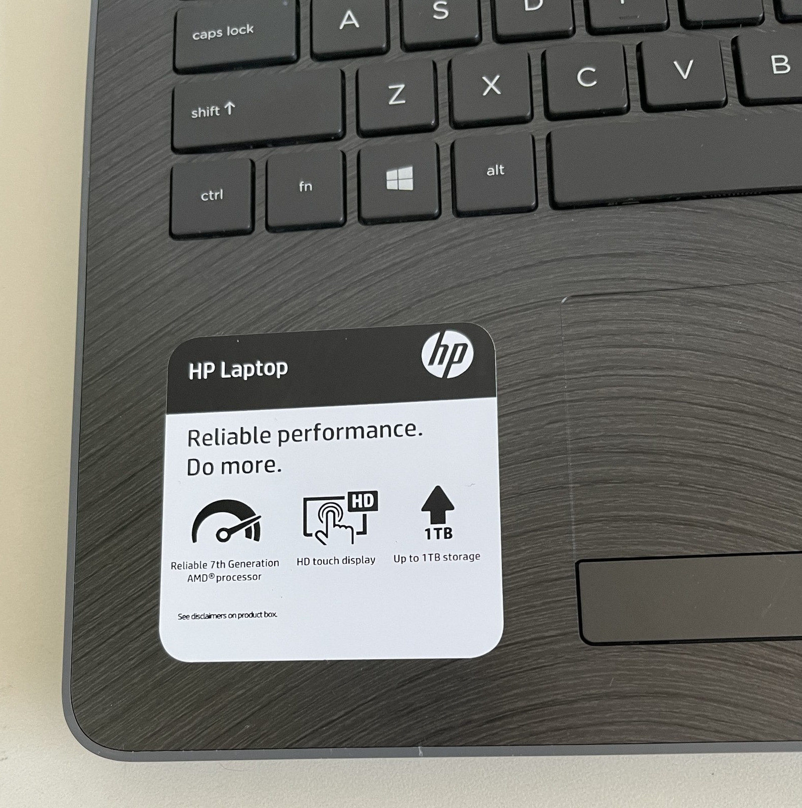 HP Pavilon 3168NGW Reliable 7th Generation AMD Processor 15-BW030NR HD DVD RAM