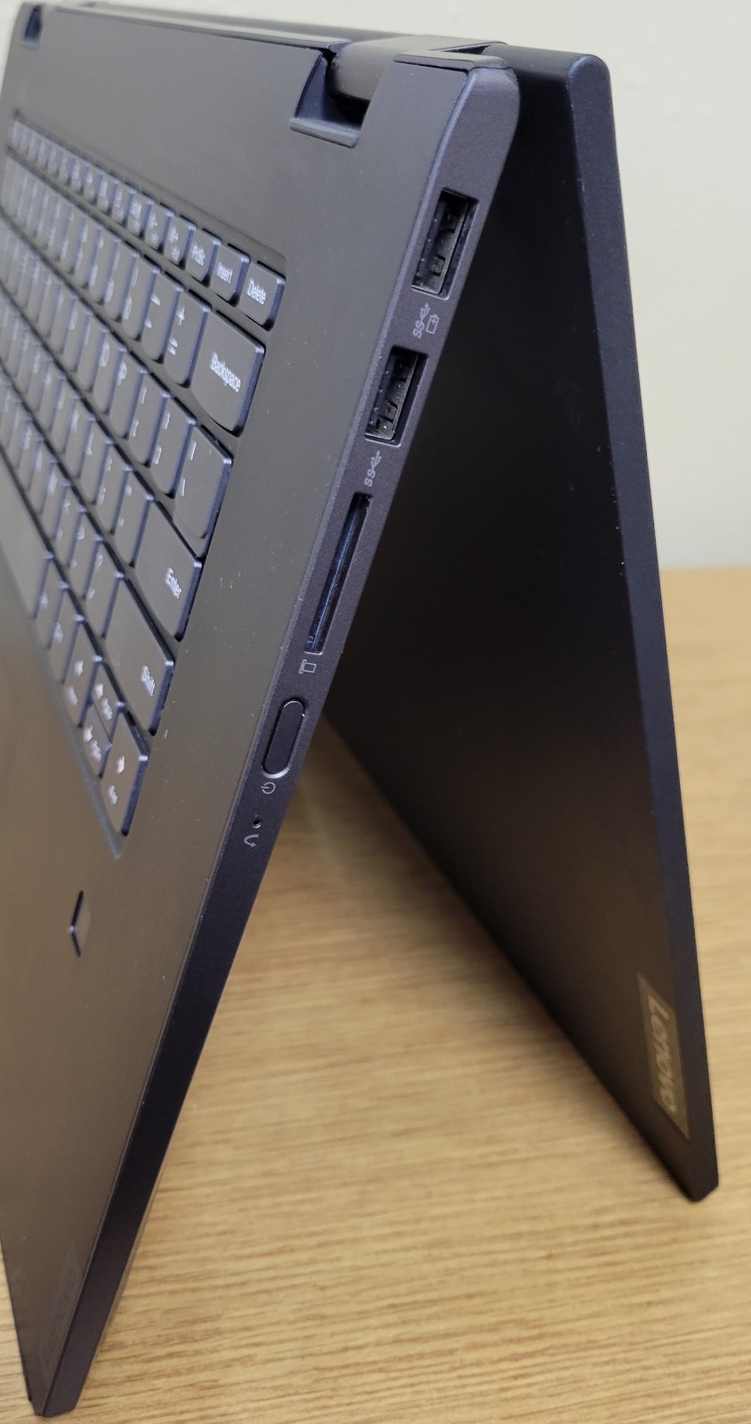 Lenovo IdeaPad Flex 15-iML 80xH i7-10510U 1.80GHz 16GB 128GB SSD NO OS/HDD