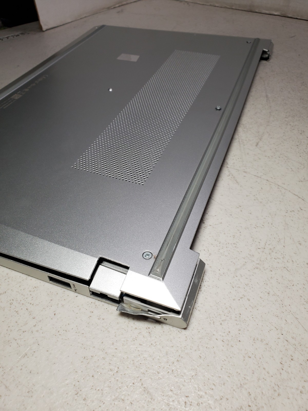 HP ProBook 455 G10 Ryzen 7 7730U 8GB RAM No OS/HDD/SSD! NO LCD! BOOTS! #69