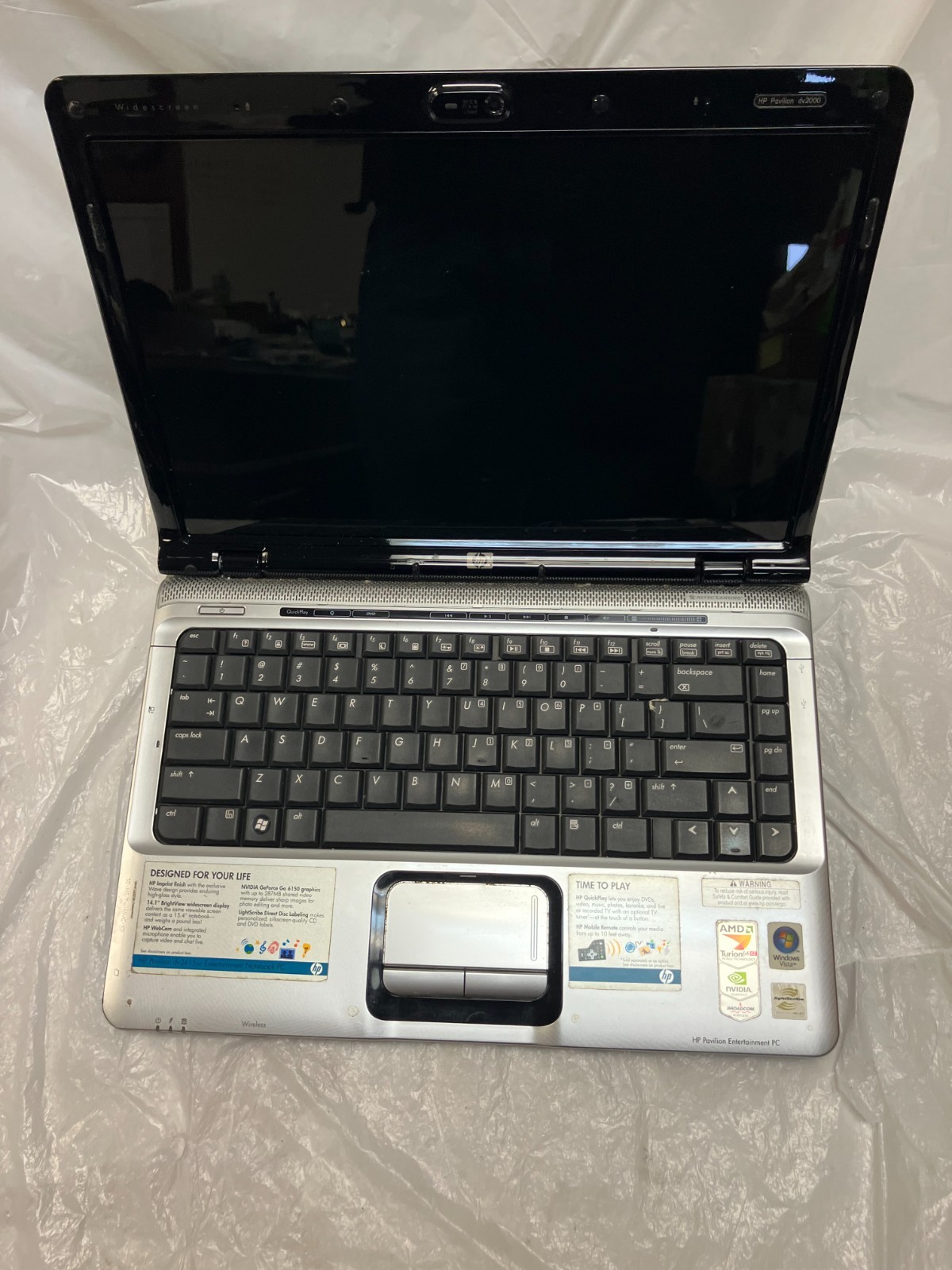 HP PAVILION DV2000 – AMD TURION 64 – 1GB RAM – 14″ -NO HD FOR PARTS
