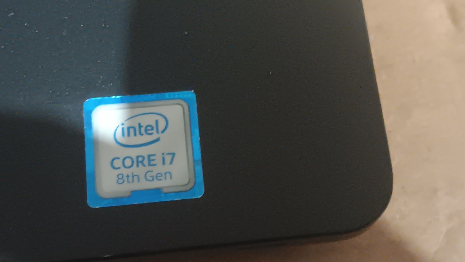 Dell Latitude 5590 Laptop intel core i7-8th gen 15.6″ LCD screen for Parts Repai