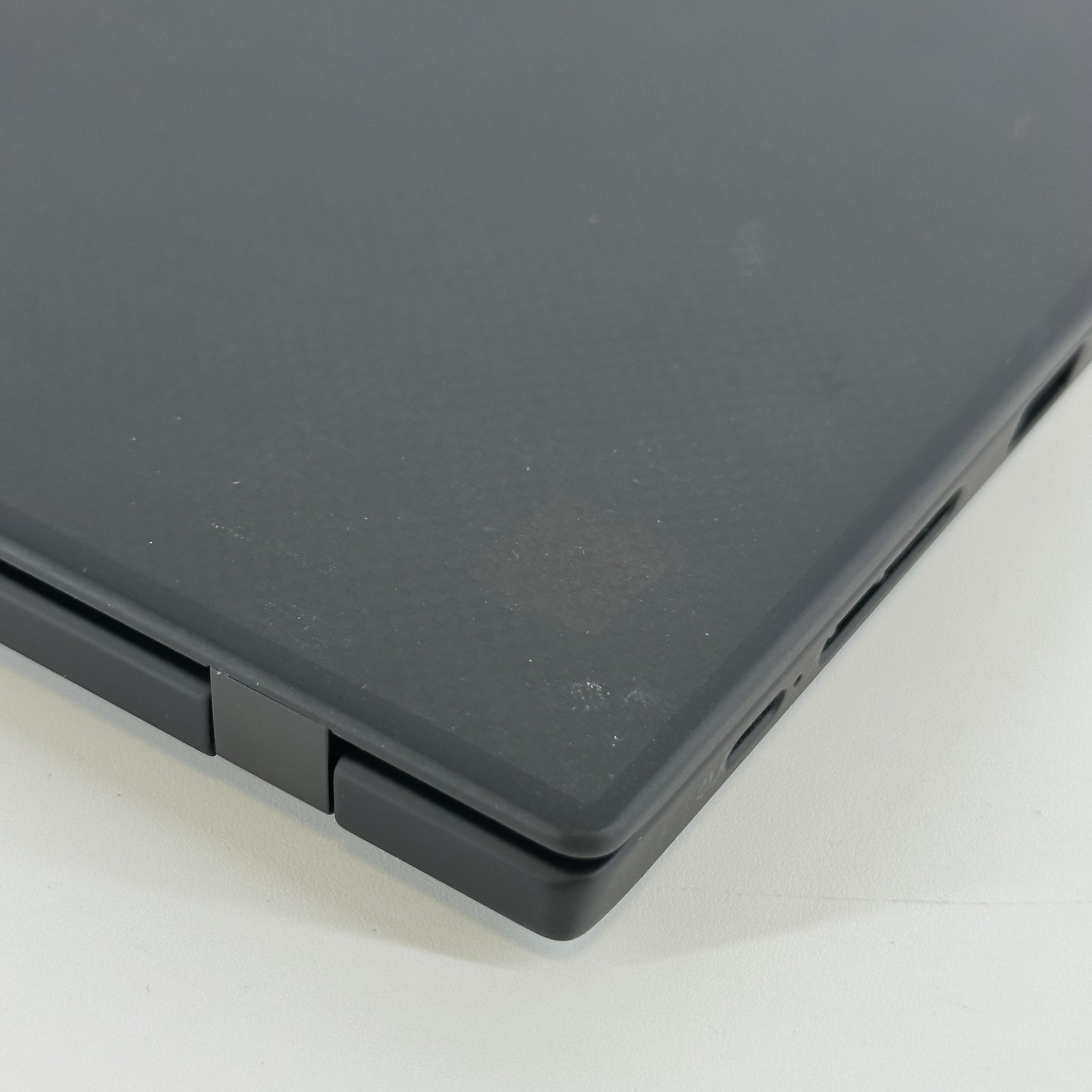 Lenovo ThinkPad X1 Carbon Gen 8 14 Black UHD i7-10510U 1.80GHz 16GB 512GB SSD