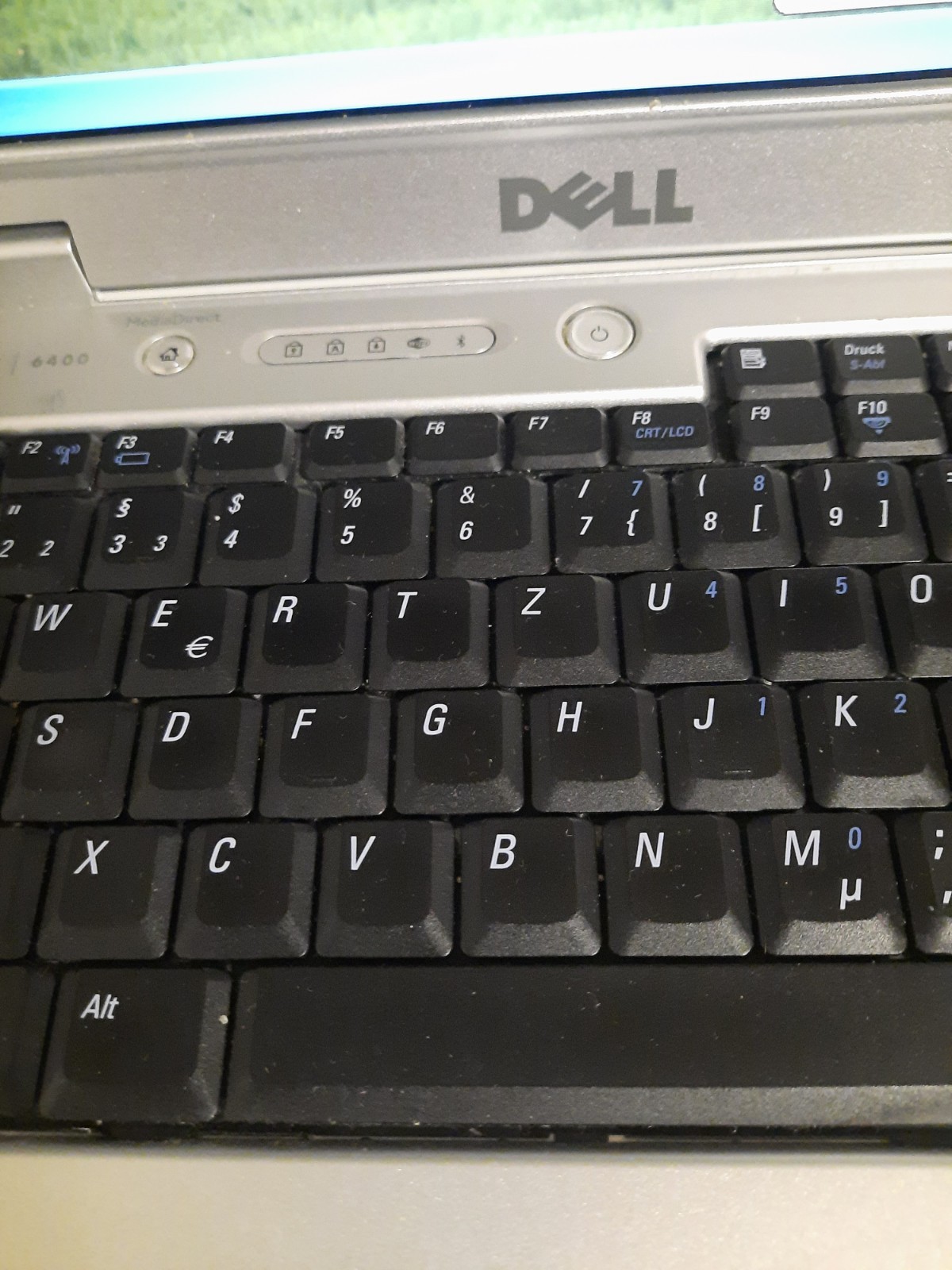 Dell Inspiron 6400 Laptop 15.6” Intel T2050 1.60GHz 2GB RAM 160GB HDD Windows XP