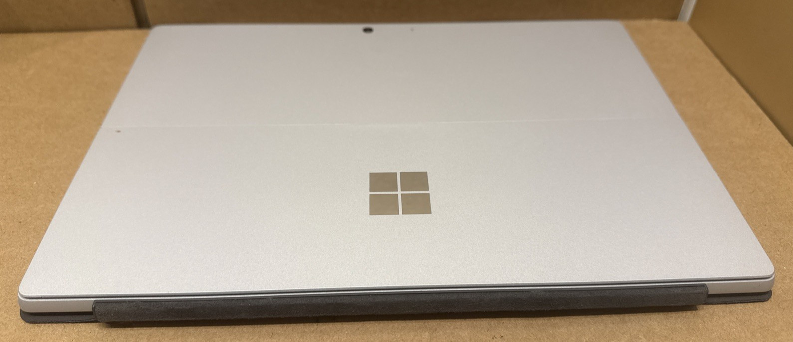 Microsoft Surface Pro 7 12.3” i5-1035G4 8GB RAM 128GB SSD Without Power Adapter