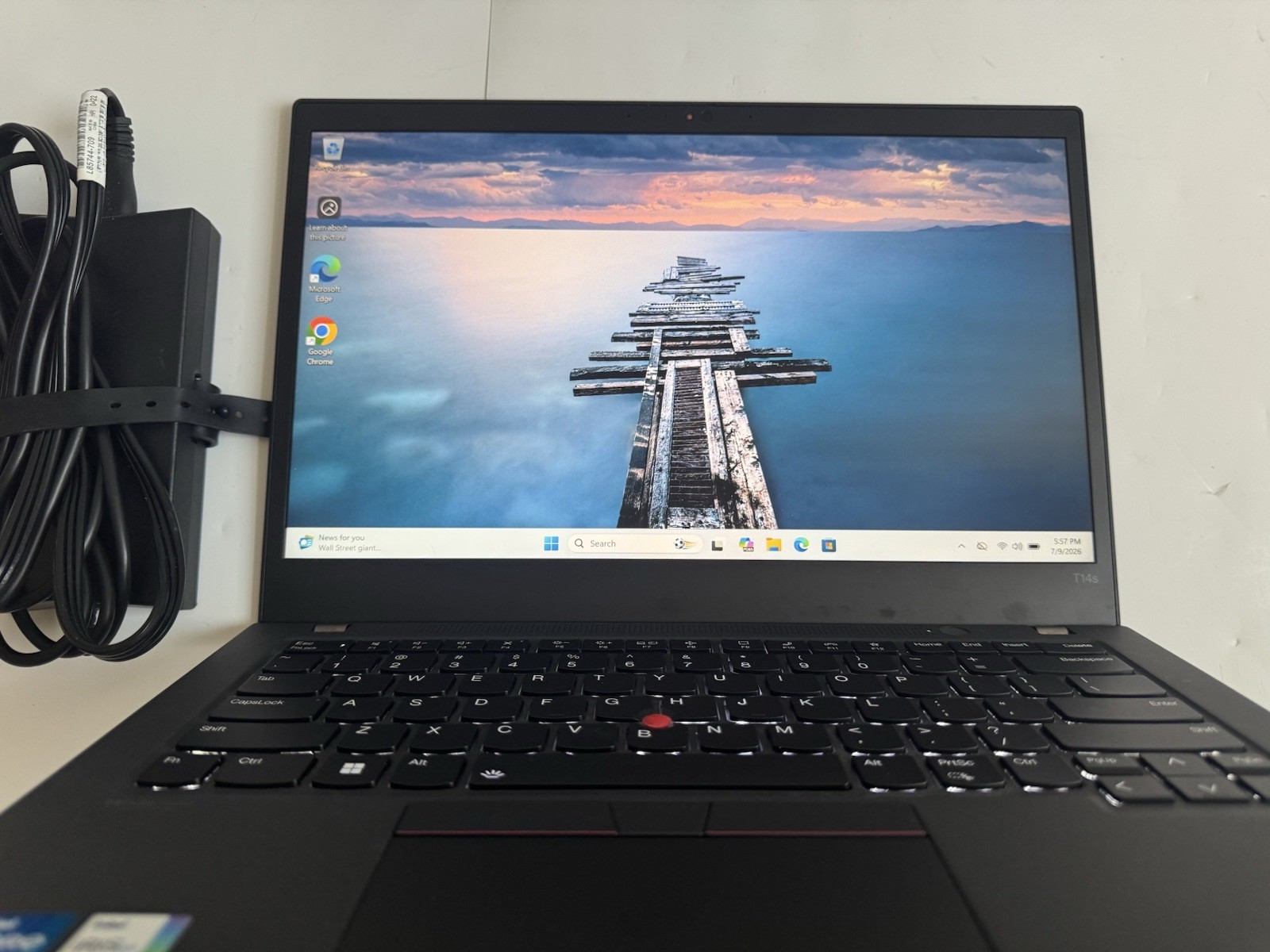 Lenovo ThinkPad T14s Gen 2 14″ FHD i5-1145G7 Gen 16GB RAM 256GB SSD Win 11 Pro