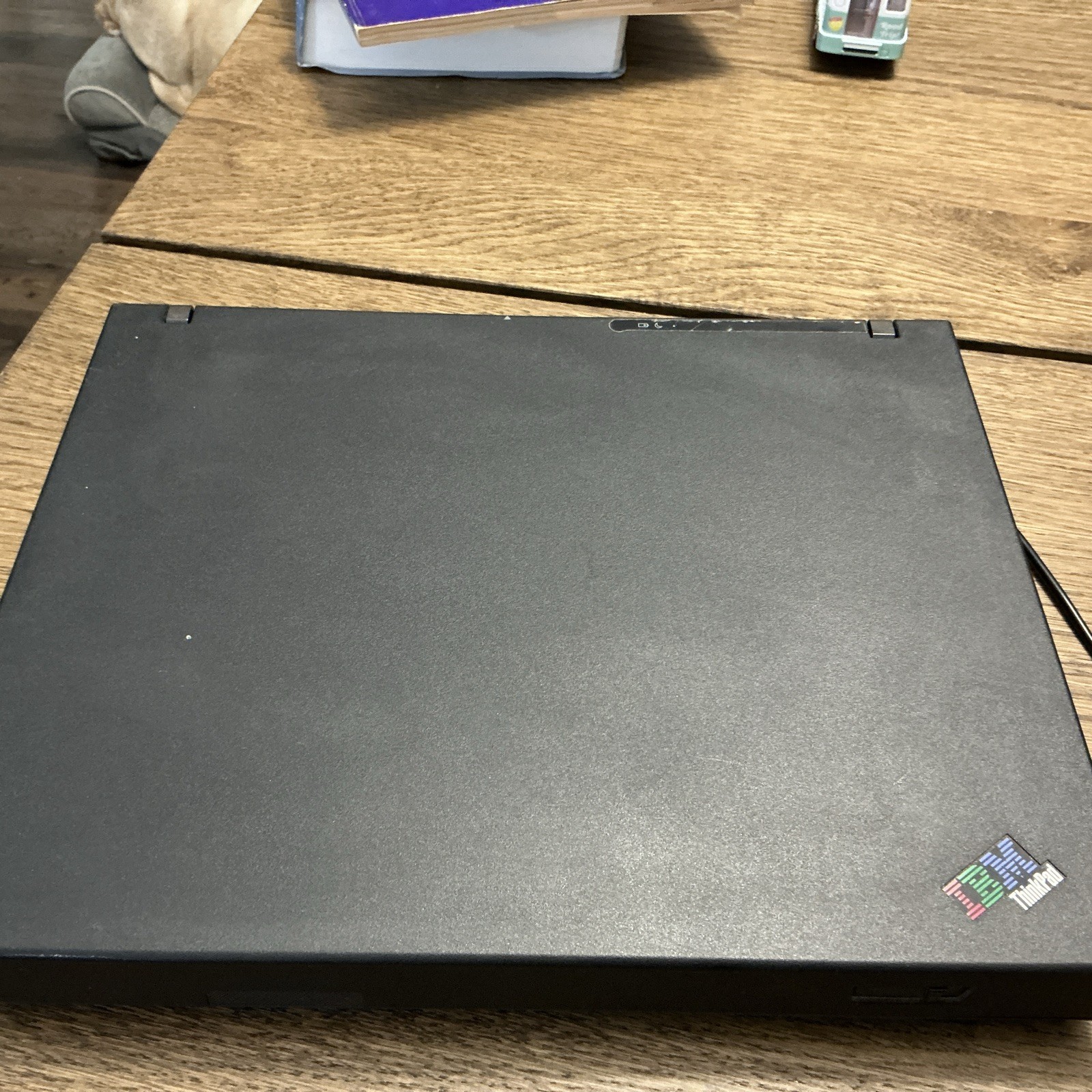 IBM ThinkPad R52 Intel Pentium M 1.86GHz – Dim Screen – READ