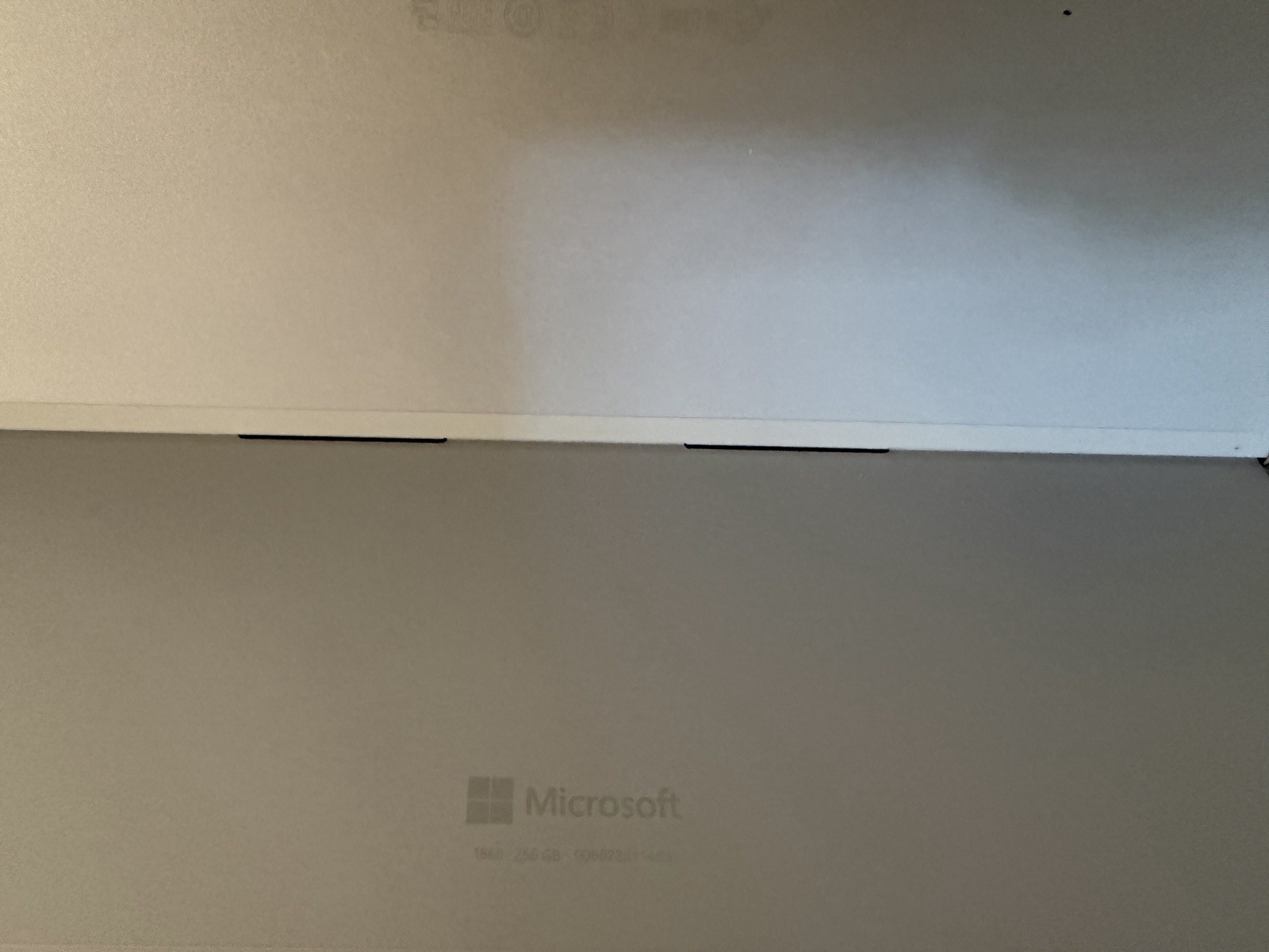 MICROSOFT SURFACE PRO 7 Tablet w/ Intel Core i7-1065G7 1.30 GHZ + 16 GB + 256 GB