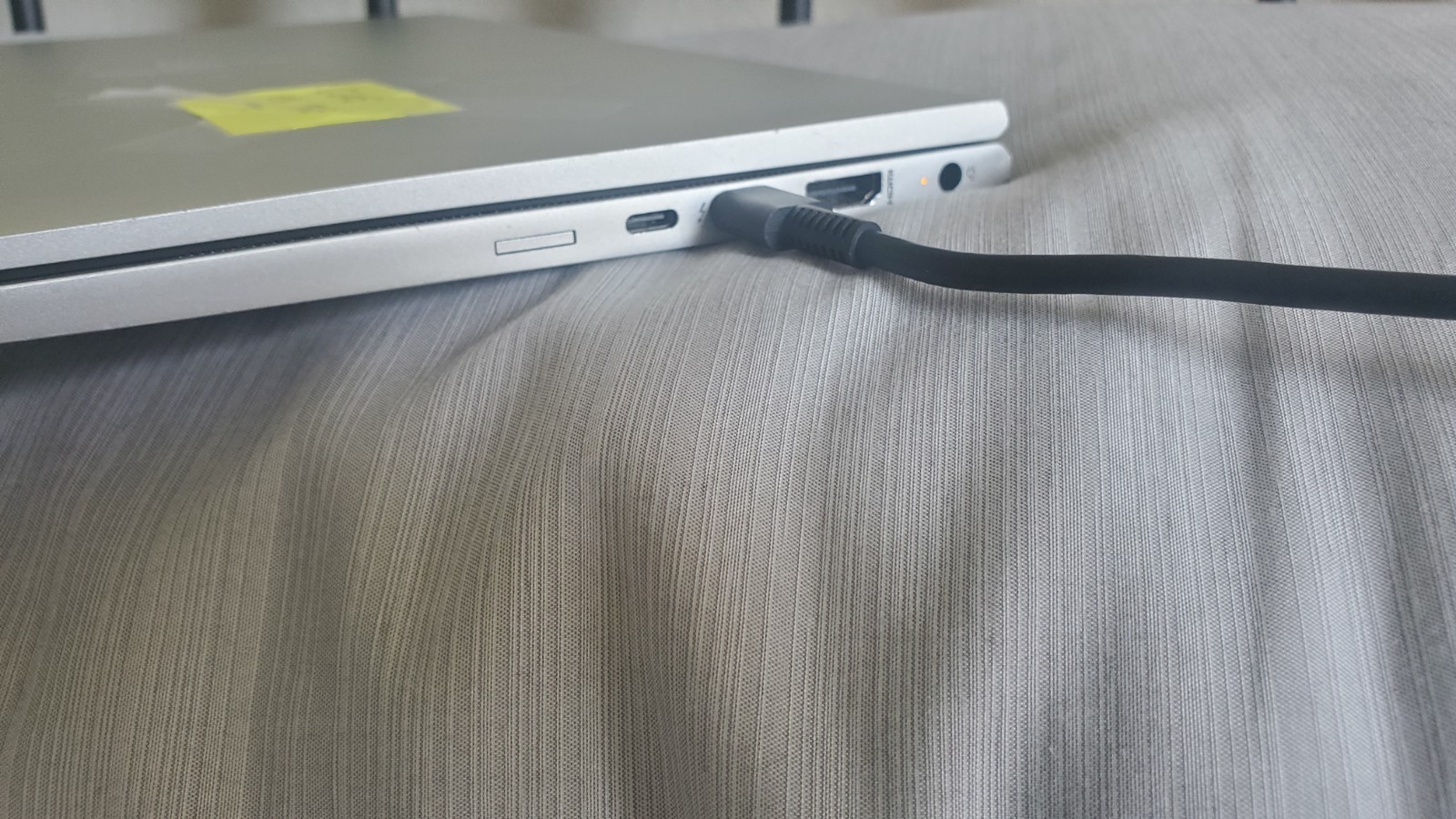 HP ELITEBOOK 840 G8 | 11th Gen CORE I5-1135G7 | 256GB SS | 24GB | Windows 11 Pro