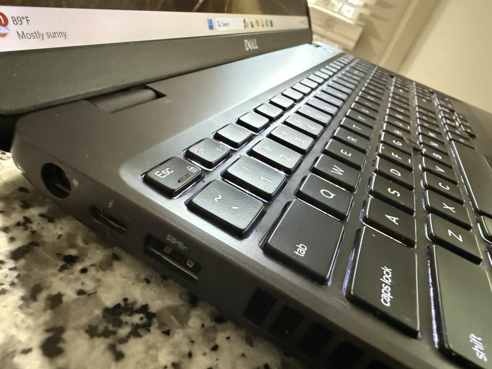 Dell Latitude 5501 15.6″ i7-9850H up 32GB RAM 2TB SSD Win11 Pro NVIDIA & Office