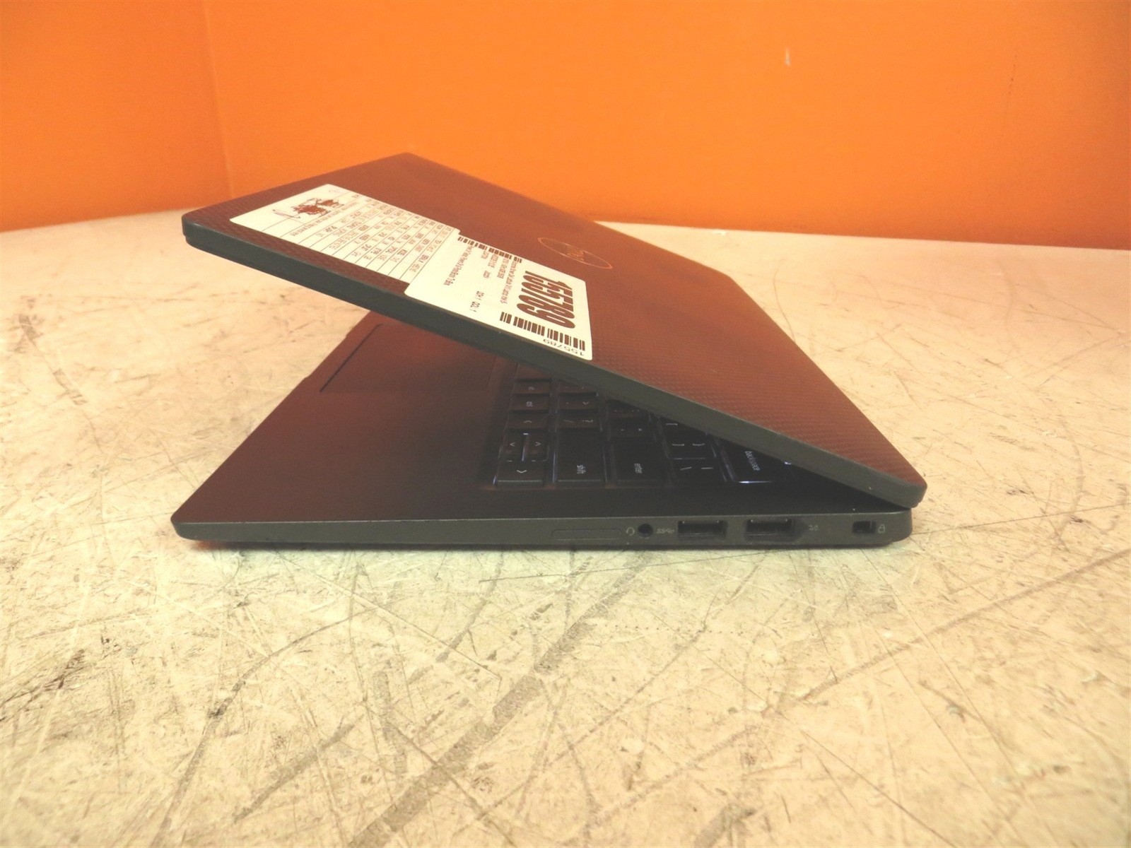 Scratched Screen Dell Latitude 7410 Laptop Intel i5-10210U 1.6GHz 8GB 256GB