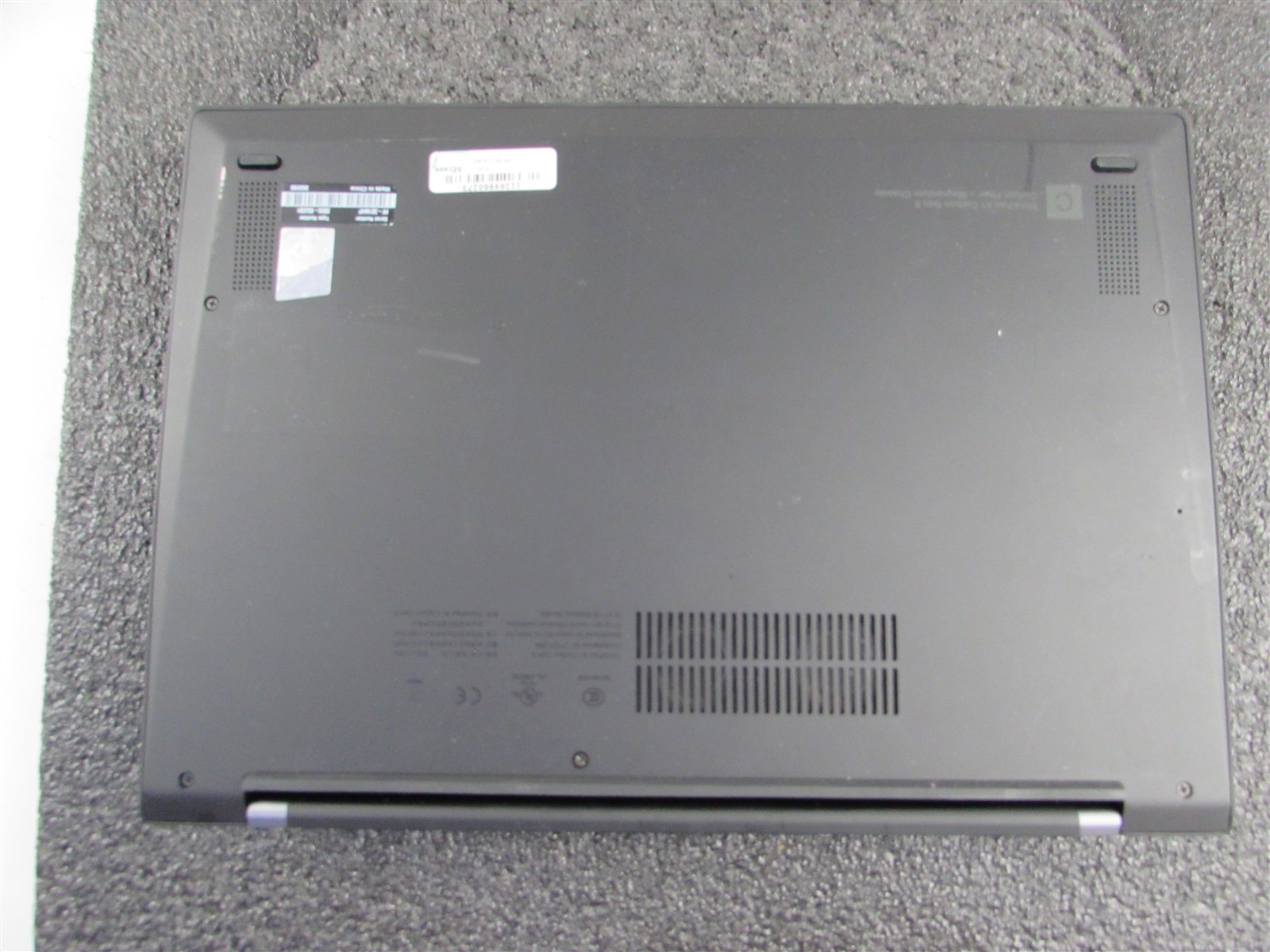LENOVO THINKPAD X1 CARBON (9TH GEN) CORE I7-1185G7 NO SSD 16GB RAM NO O.S