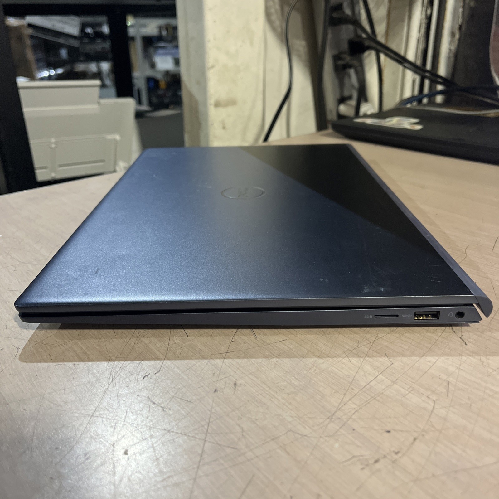 DELL INSPIRON 15 5501 INTEL CORE I5-1035G1 8GB RAM NO HD
