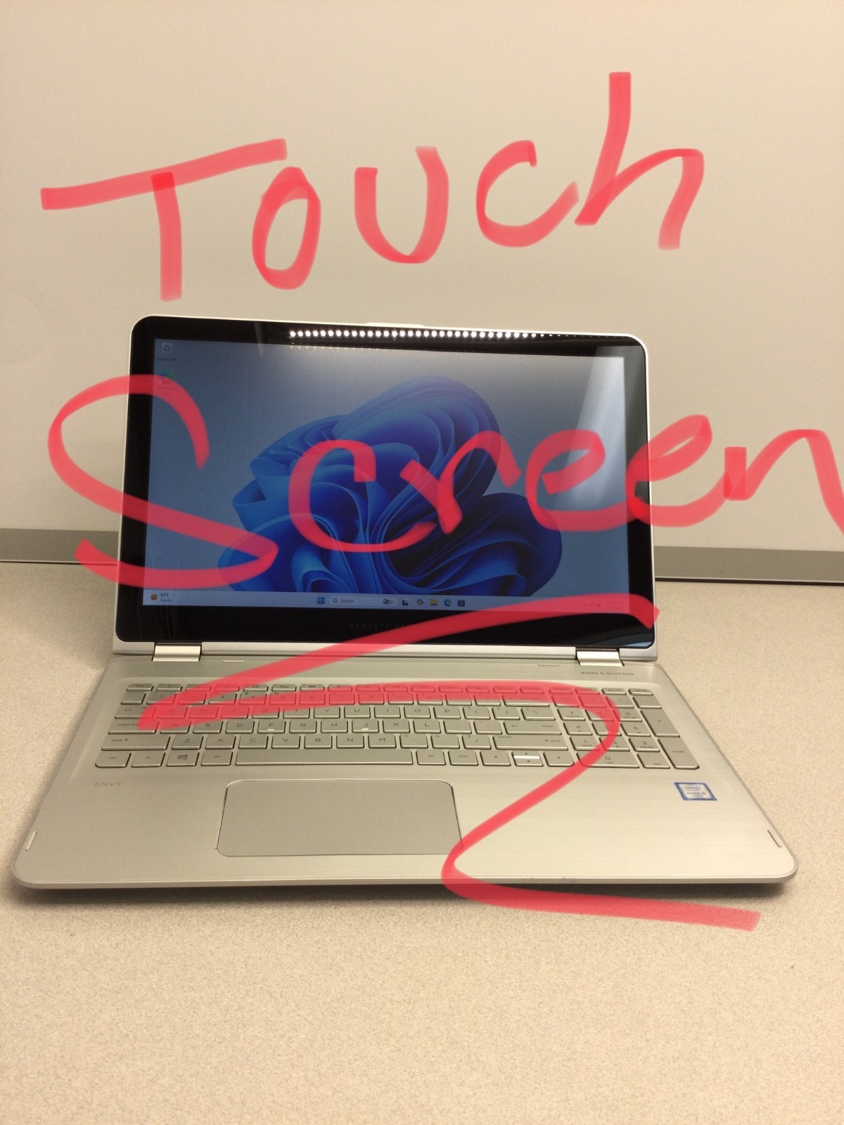 HP ENVY X360 M6 CONVERTIBLE i5-6200U 2.30GHz 8GB RAM 256GB SSD Wi 11 pro 15.5”