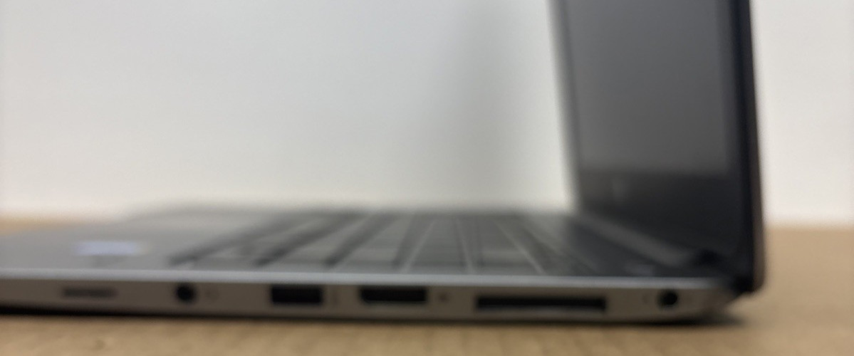 Hp Laptop EliteBook Folio 1040 8GB Ram 256GB SSD Intel HD Graphics