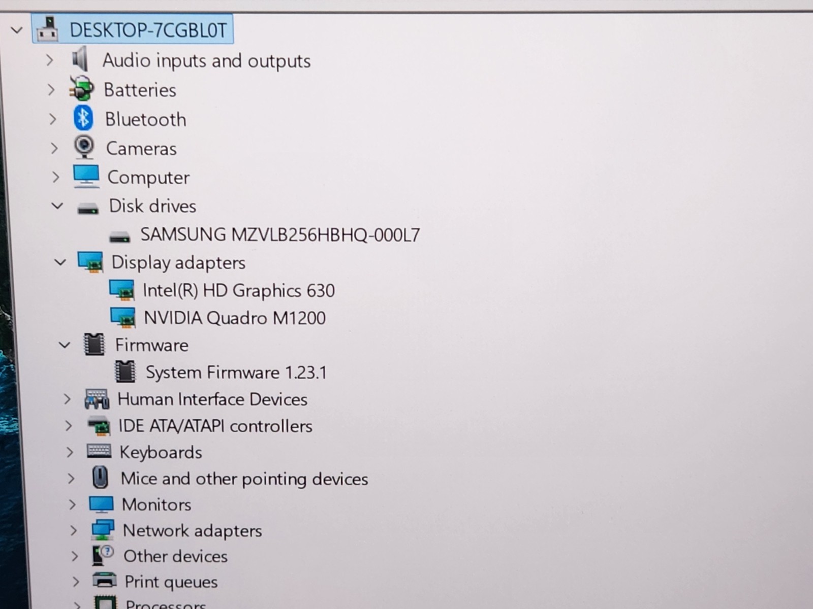 Dell Precision 5520 15.6″ 4K Touchscreen i7-7820HQ 16GB RAM Quadro M1200 Win 11~