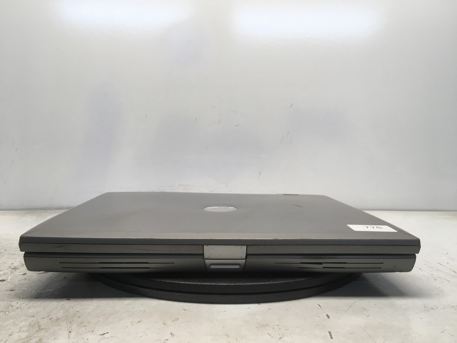 Dell Latitude D505 Intel Pentium M 1.5GHz 256 MB NO HDD No Batt
