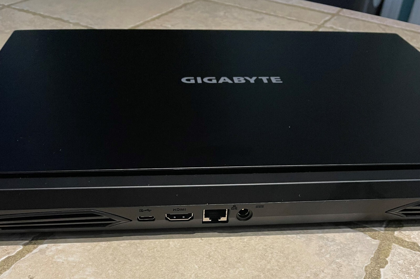 GIGABYTE 15.6″ 240Hz IPS i5-10500H RTX-3060 Gaming Laptop 16GB-RAM 512GB-NVMe