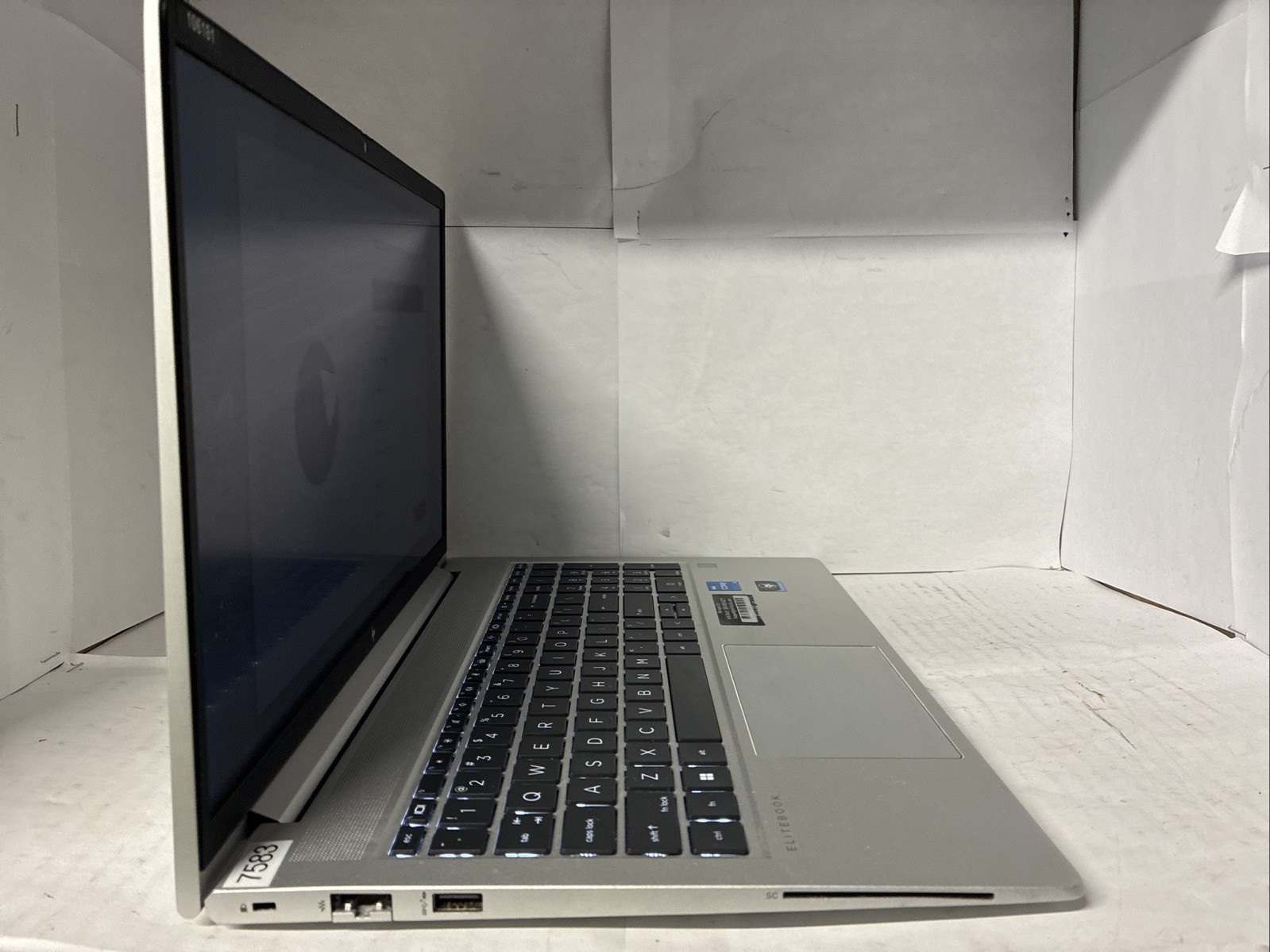 HP EliteBook 650 G9 15.6″ i5-12th Gen 16GB RAM 238GB SSD Win 11 charger-used