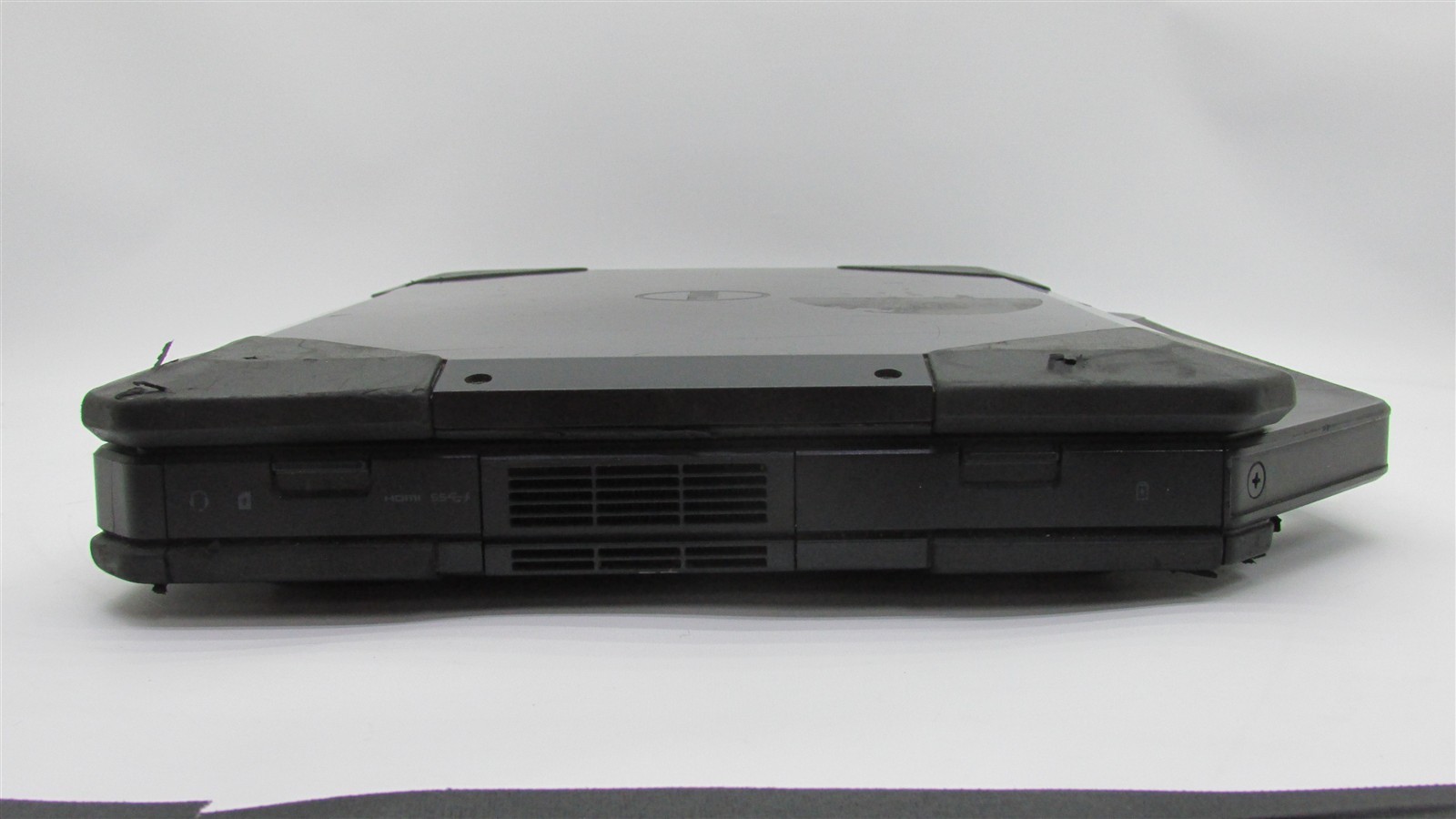 Dell Latitude 5414 i5-6300U 2.4GHz 8GB RAM 250GB m.2 14″ Windows 10 Pro COSM DMG