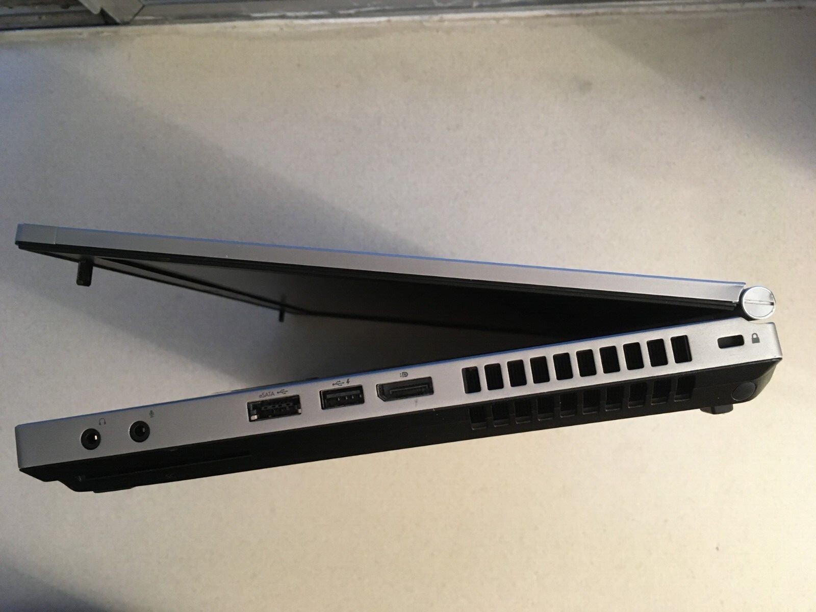 HP 8460P, i7-2640M, Windows 10 Pro, 1TB SSD, MS Office