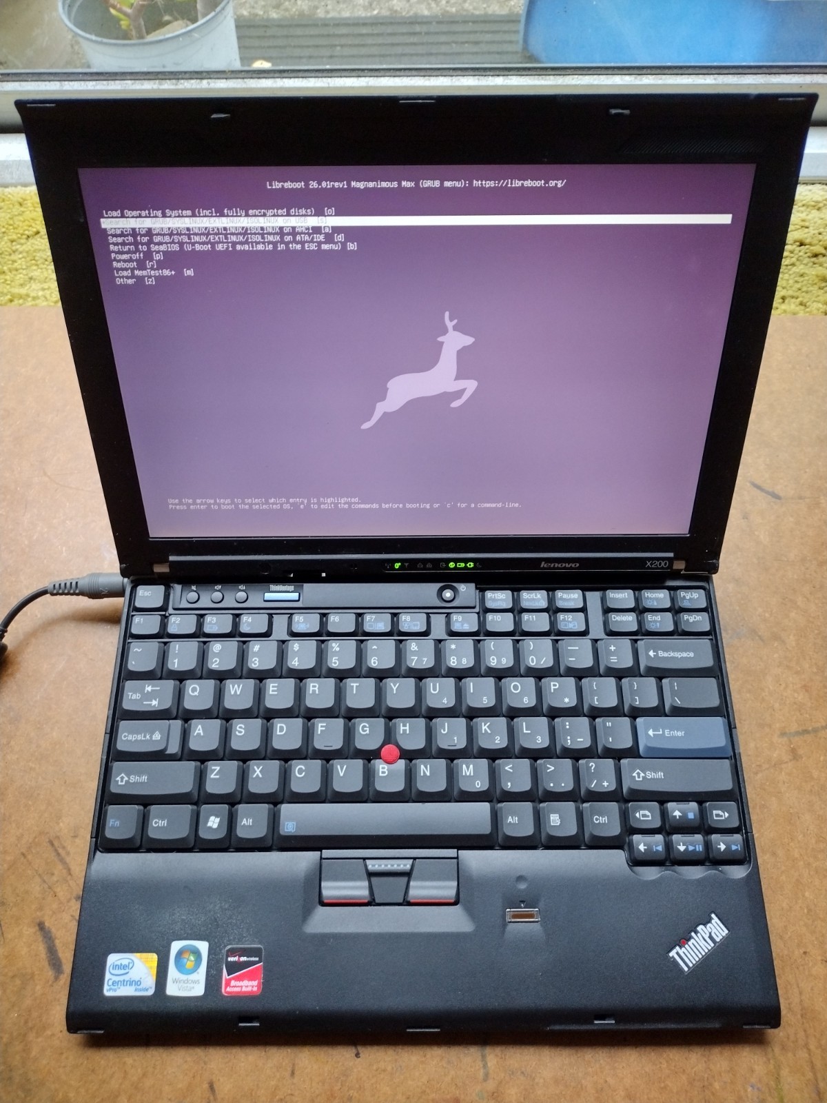 Thinkpad X200 Libreboot 180GB SSD 2.26GHz 8GB RAM 6-Cell Bat AC ThinkLight