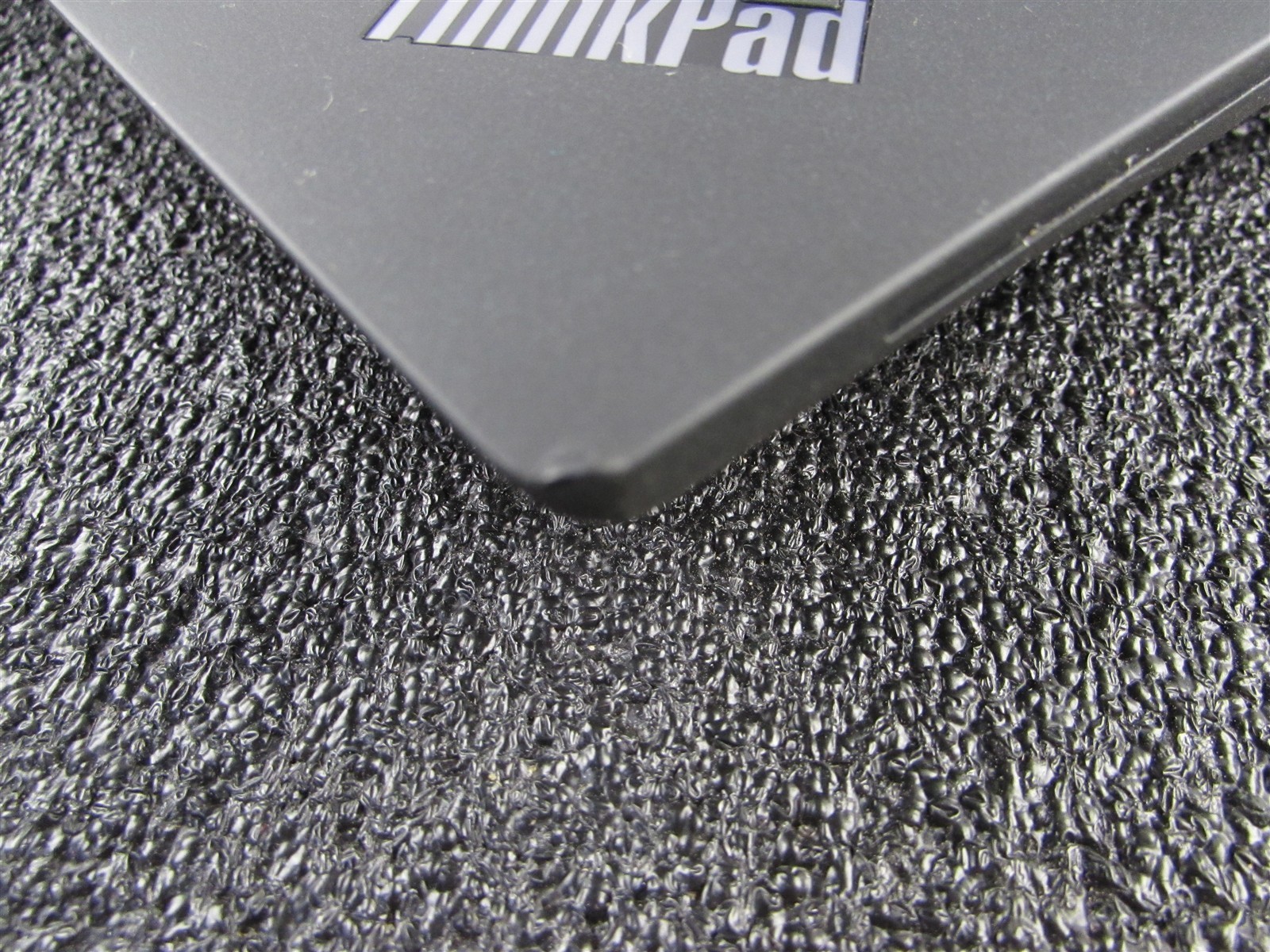 LENOVO THINKPAD T14S (GEN 2) FHD TOUCH i7-1185G7 512GB SSD 32GB RAM NO O.S/No AC