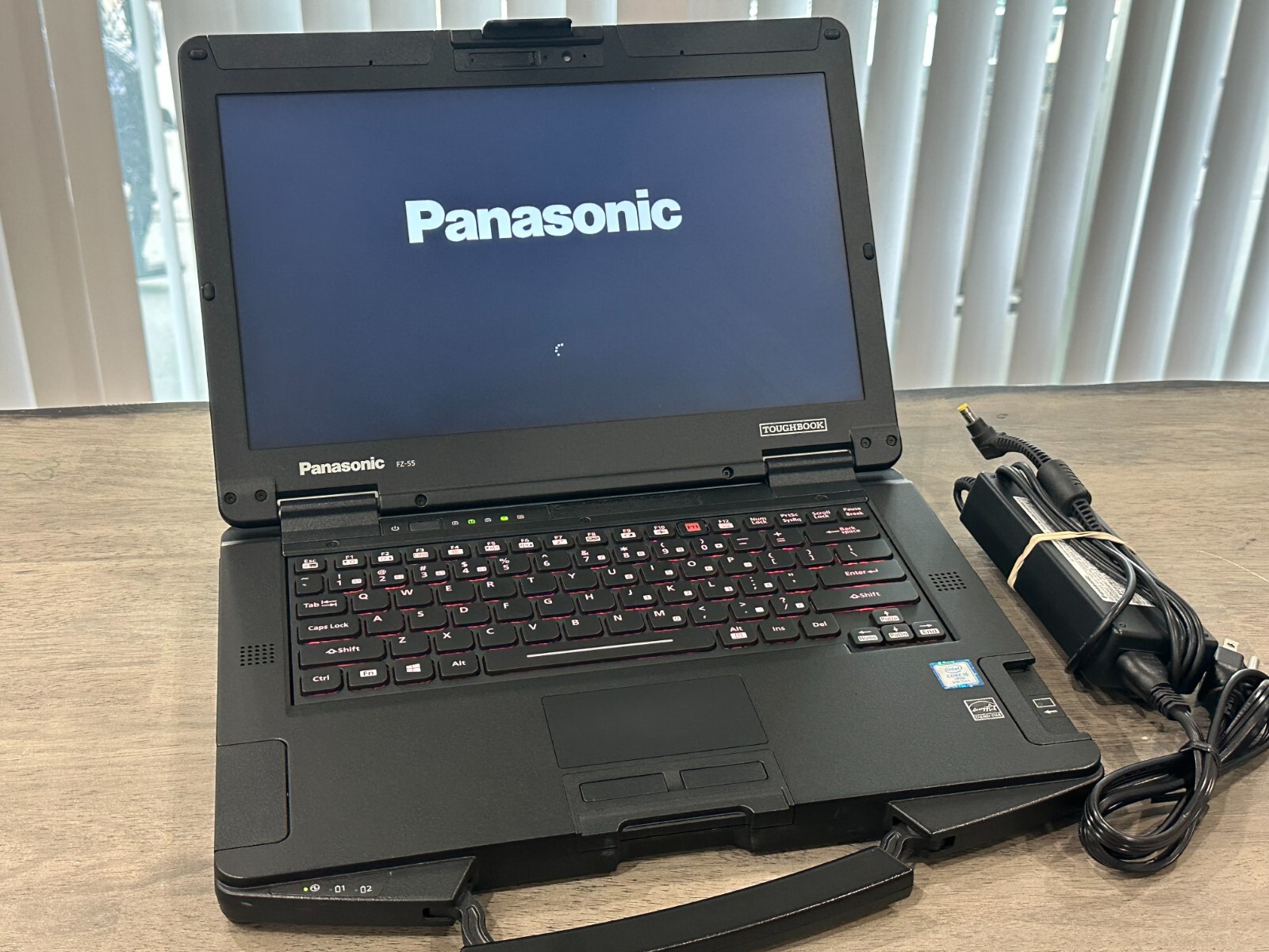 Panasonic Toughbook FZ-55-Core i5 8365U 1.6GHZ 32GB-1.0TB GB-DVD Card Reader