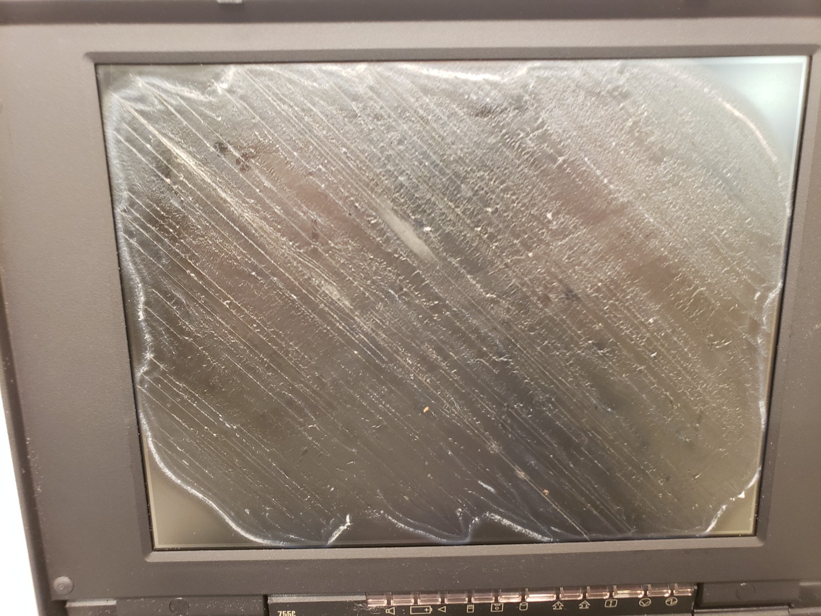 Vintage IBM Thinkpad 755C Intel 486-DX4 Laptop 9545-LOG for Project or Parts