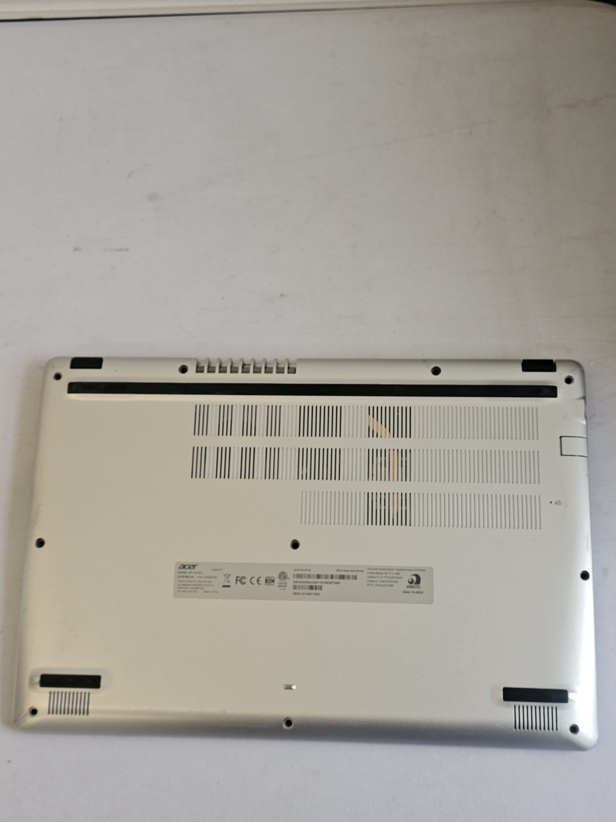Acer Aspire A515-43 Laptop – AMD Ryzen 3-3200u – 16GB RAM 1TB HDD Win 11 – READ