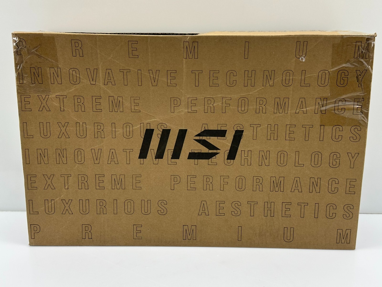 MSI Vector 16 Core Ultra 9 64GB x 4TB SSD RTX 5070