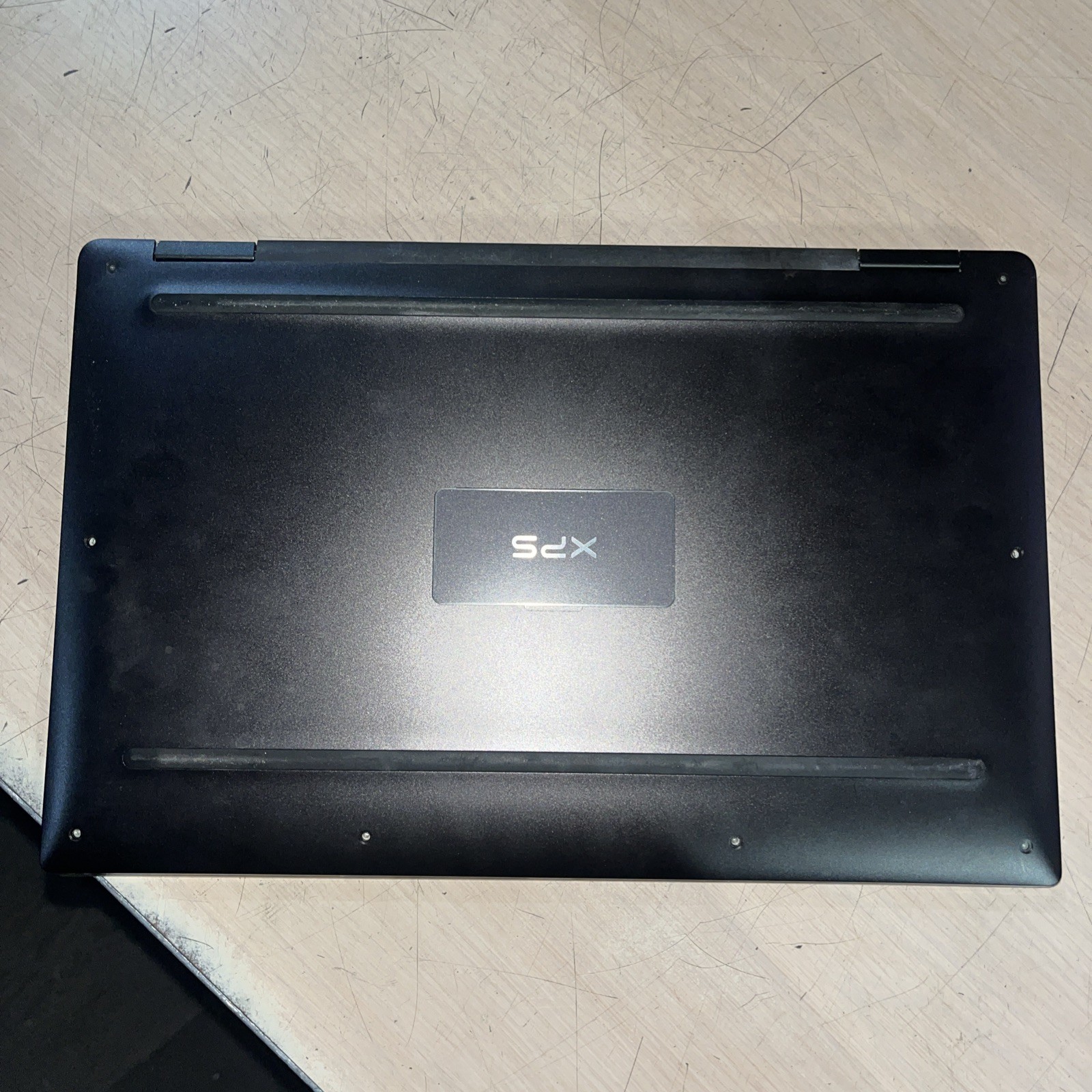 DELL XPS P71G INTEL CORE I7 7TH GEN 8GB RAM NO HD